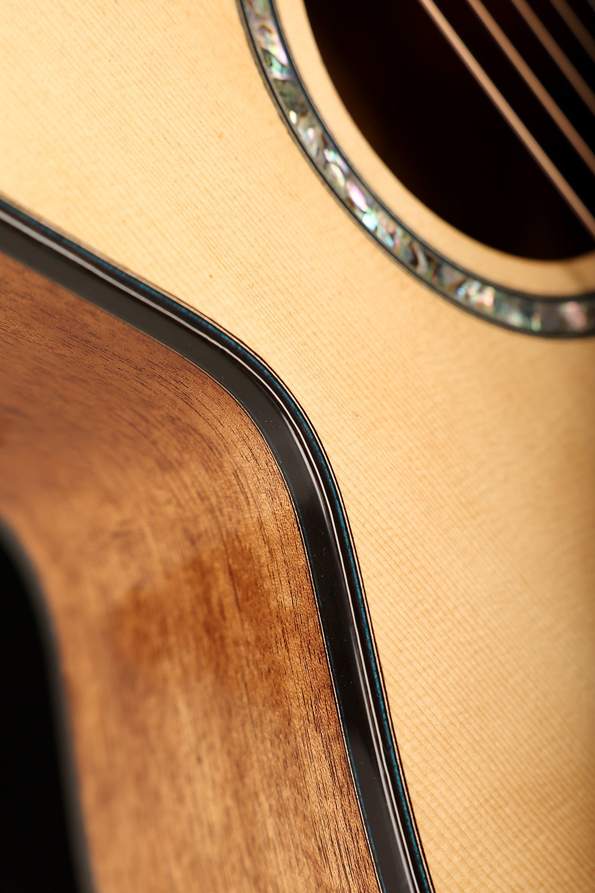 David Worthy Sunbeam 'Sitka Spruce / Quilted Queensland Maple' Preowned 2008