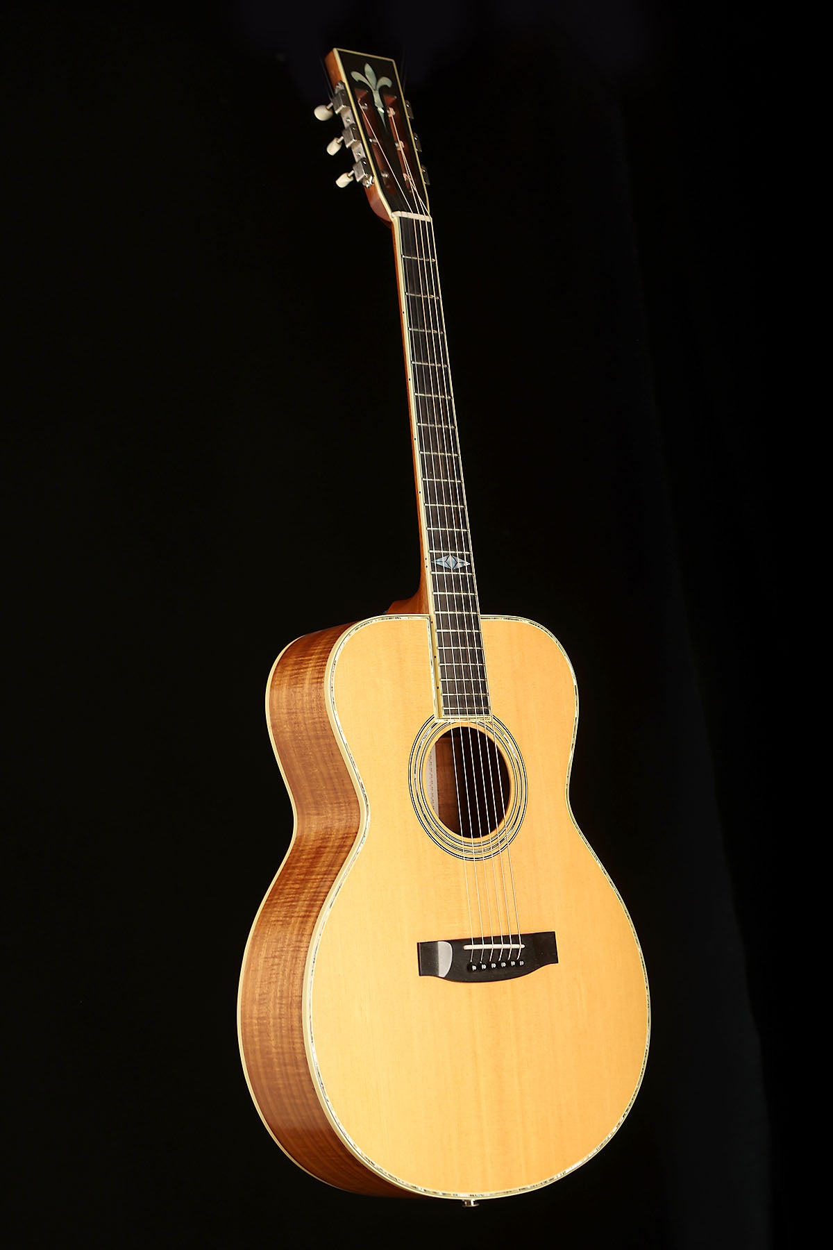 Woodtone Barry Kerr 000 Custom Left-Handed 'AAA Spruce / Fiddleback Blackwood' Preowned 1993