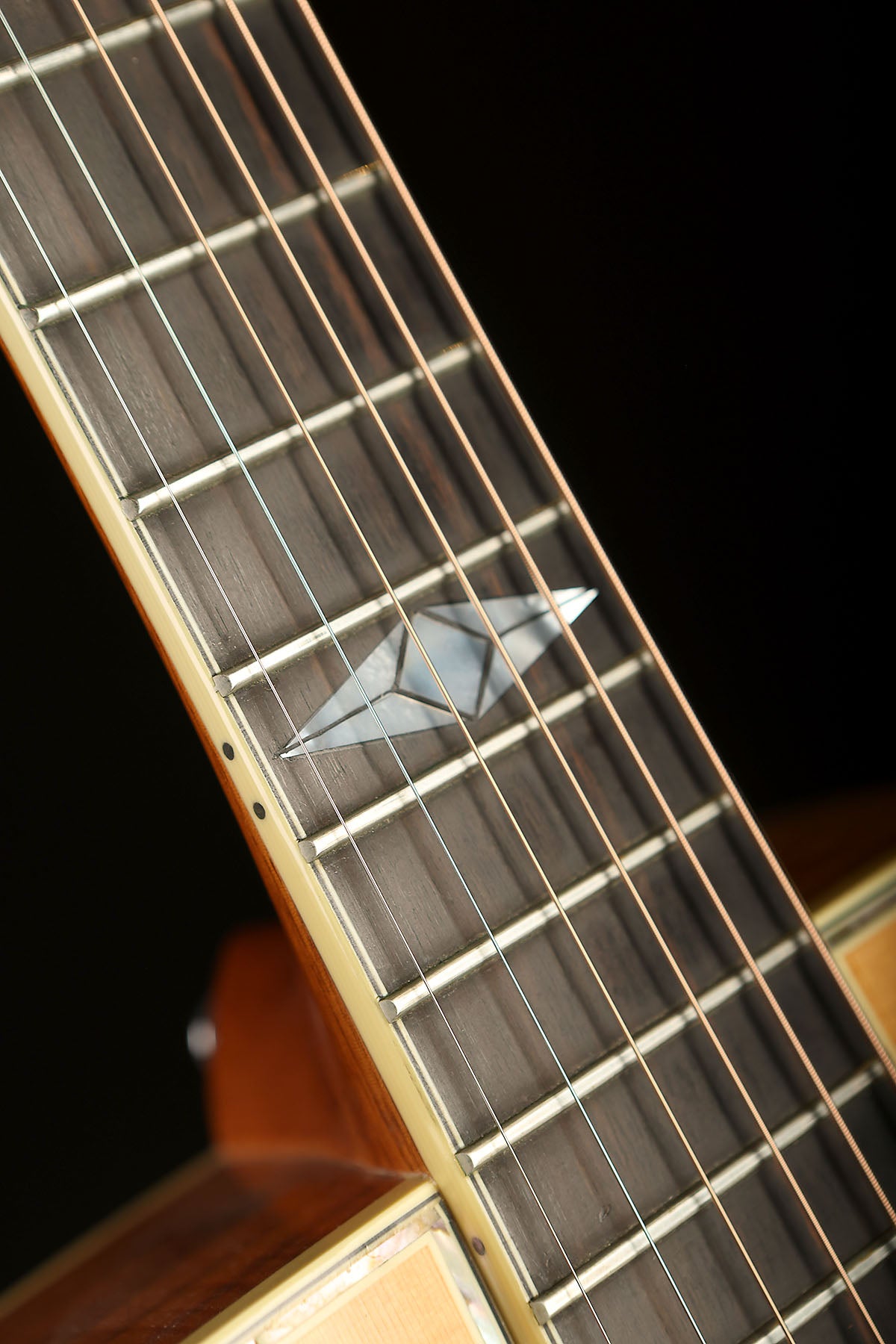 Woodtone Barry Kerr 000 Custom Left-Handed 'AAA Spruce / Fiddleback Blackwood' Preowned 1993