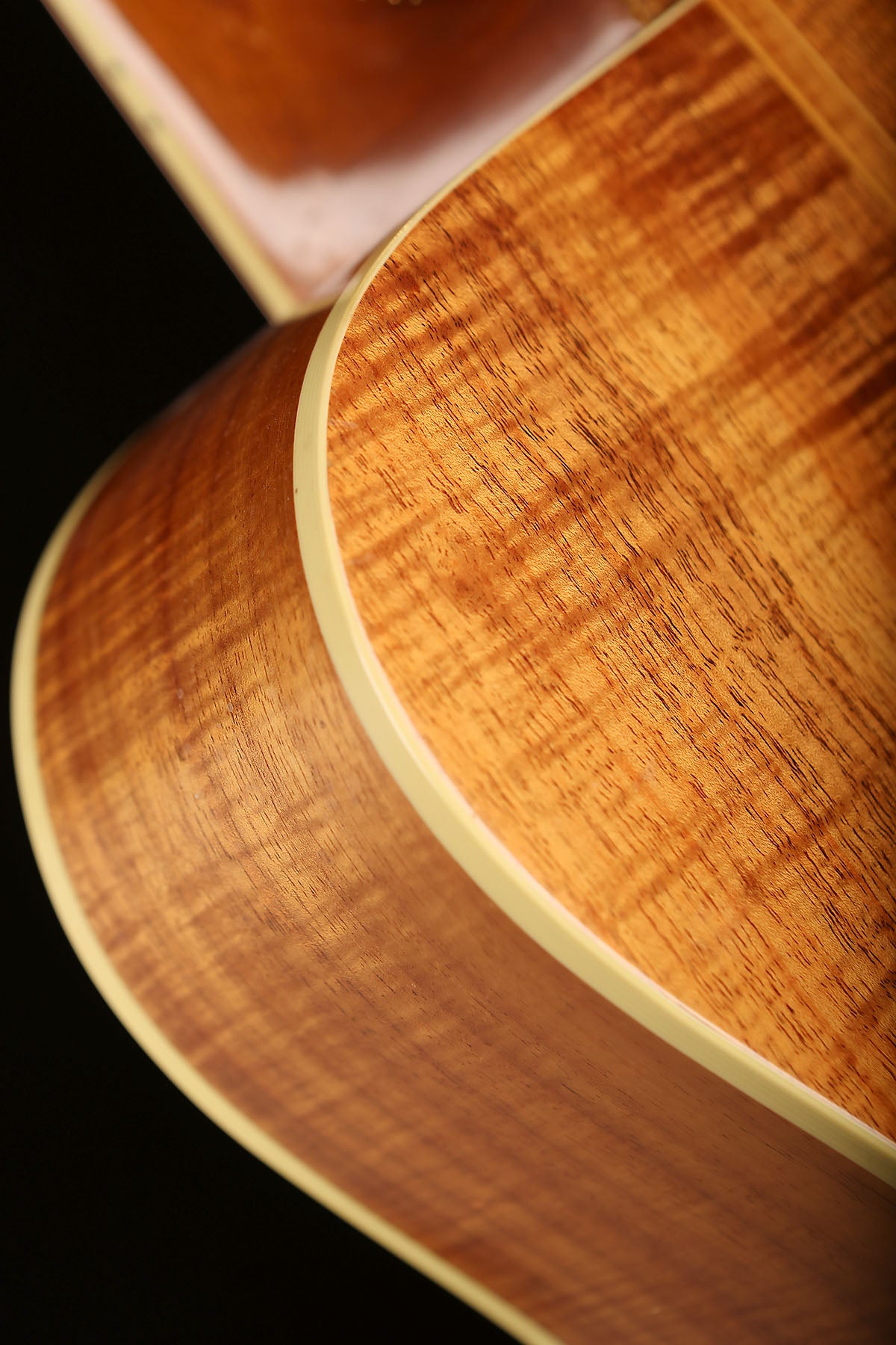 Woodtone Barry Kerr 000 Custom Left-Handed 'AAA Spruce / Fiddleback Blackwood' Preowned 1993