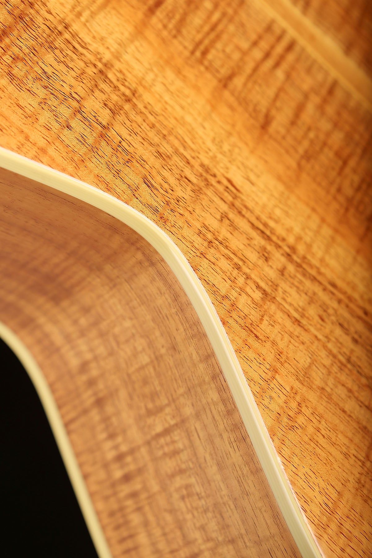 Woodtone Barry Kerr 000 Custom Left-Handed 'AAA Spruce / Fiddleback Blackwood' Preowned 1993