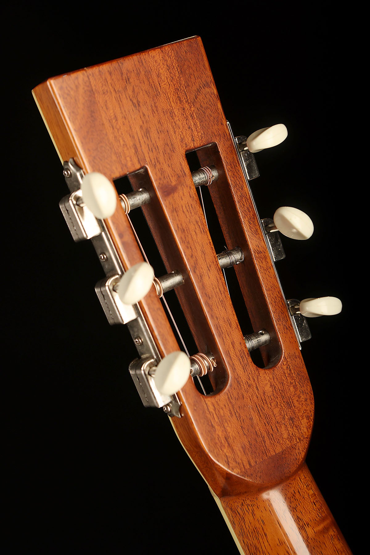 Woodtone Barry Kerr 000 Custom Left-Handed 'AAA Spruce / Fiddleback Blackwood' Preowned 1993