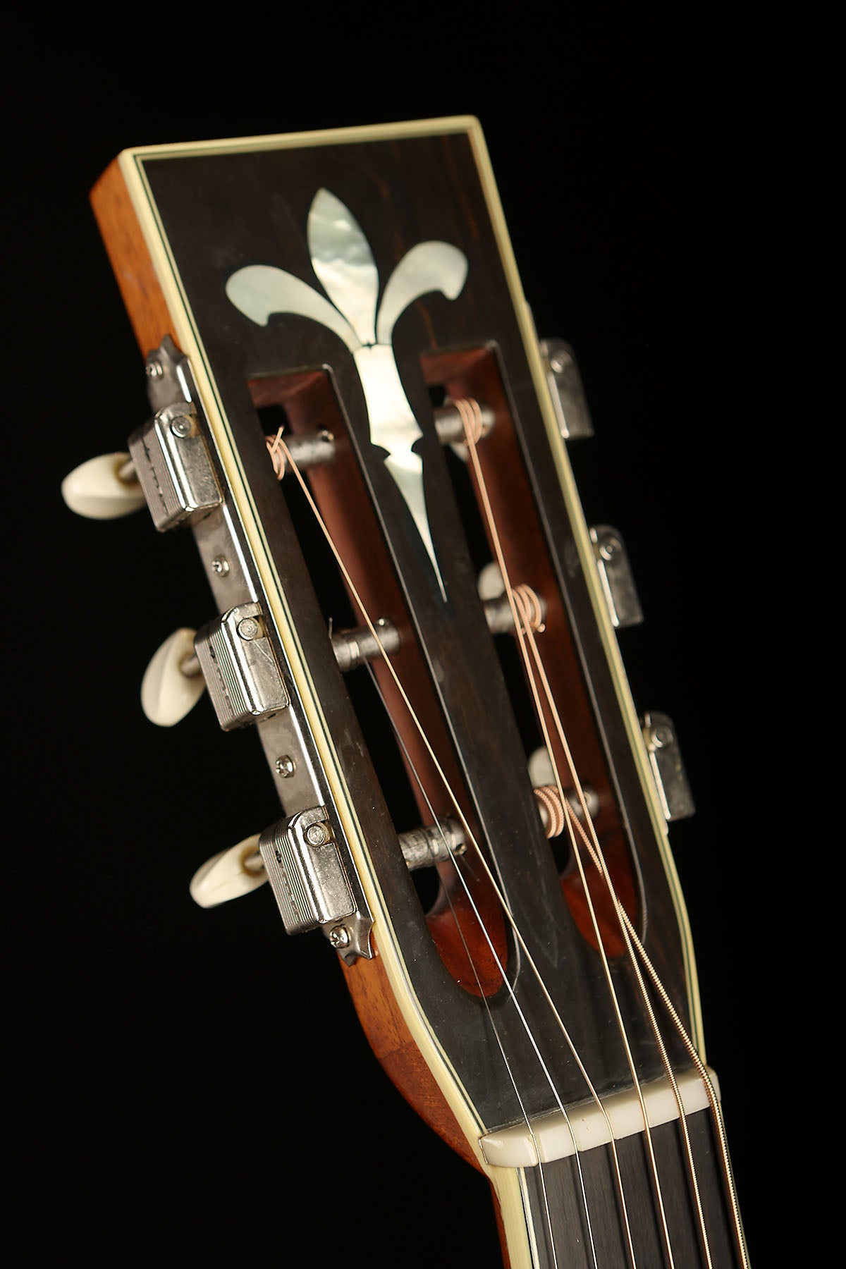 Woodtone Barry Kerr 000 Custom Left-Handed 'AAA Spruce / Fiddleback Blackwood' Preowned 1993