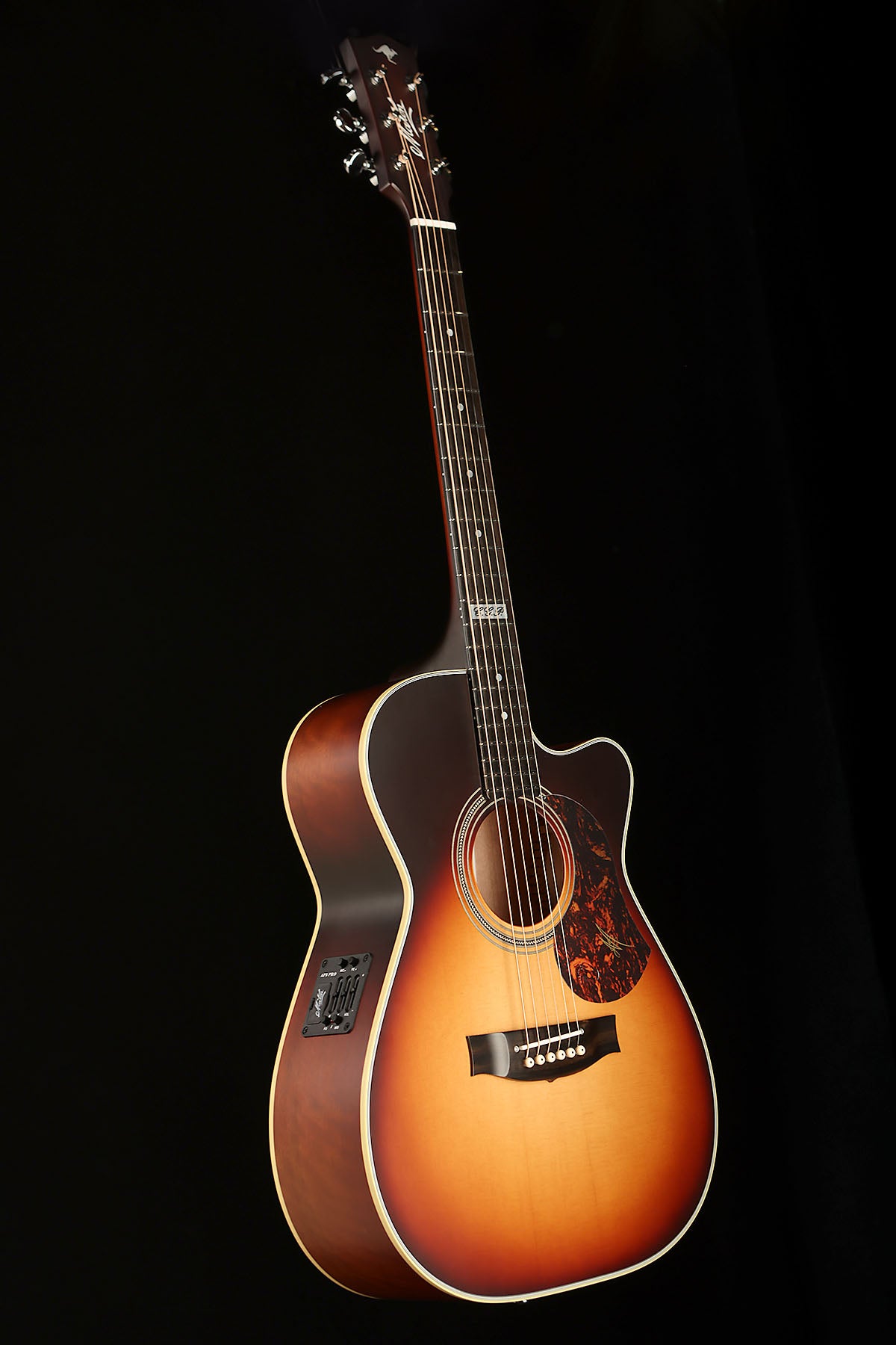 Maton EBG808C-TE-TSB Tommy Emmanuel 'Tobacco Sunburst' Acoustic Electric Guitar