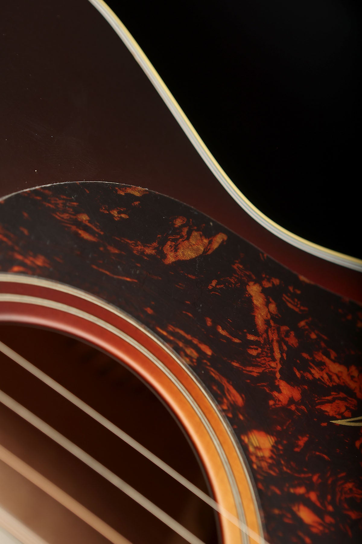 Maton EBG808C-TE-TSB Tommy Emmanuel 'Tobacco Sunburst' Acoustic Electric Guitar