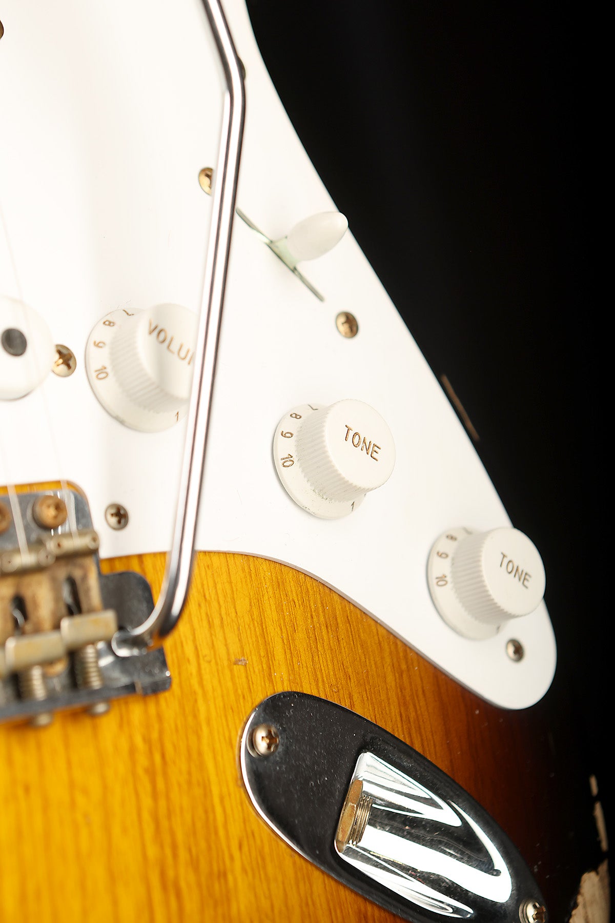 Fender Custom Shop Limited Edition 70th Anniversary 1954 Stratocaster Relic &#39;Wide-Fade 2-Color Sunburst&#39; Preowned 2024 - Acoustic Centre Music Store, Melbourne Australia