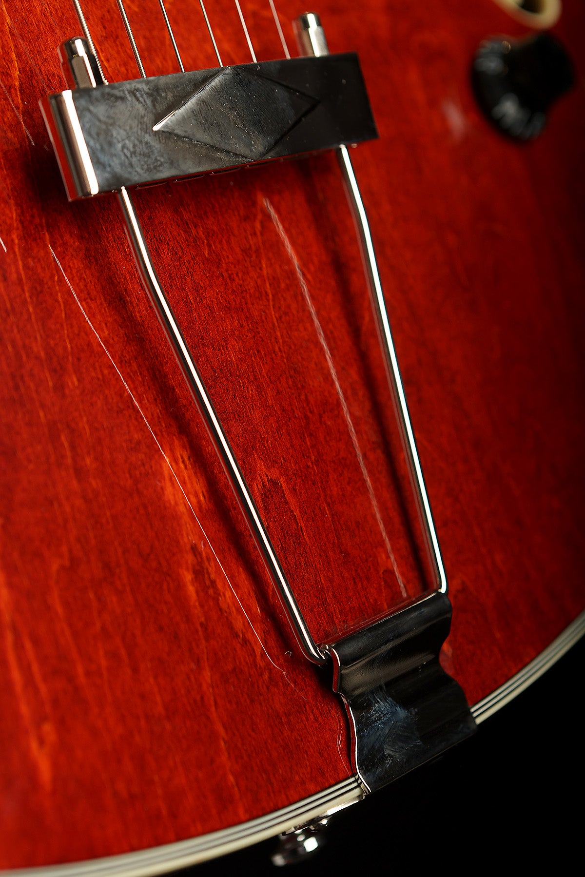 Eastman AR372CE-P90 Limited Edition Archtop Electric Guitar - Acoustic Centre Music Store, Melbourne Australia