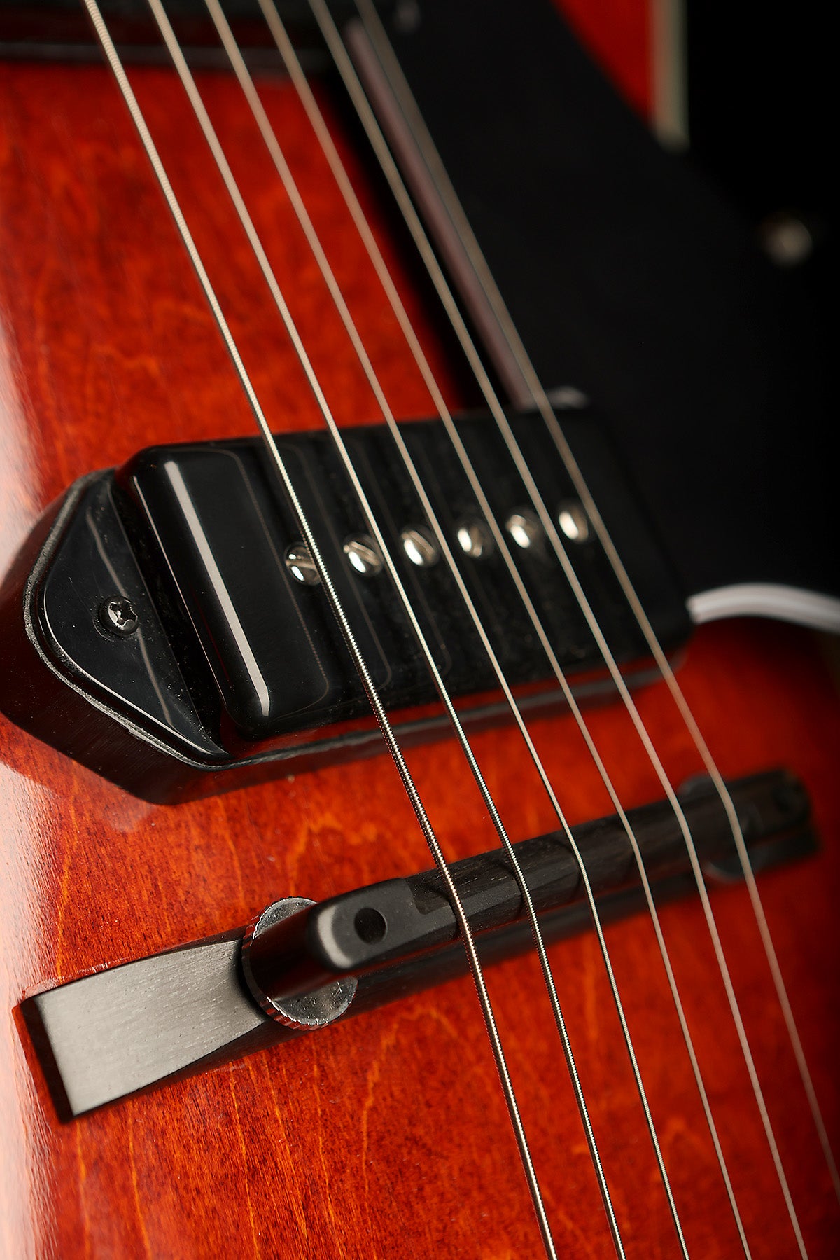 Eastman AR372CE-P90 Limited Edition Archtop Electric Guitar - Acoustic Centre Music Store, Melbourne Australia