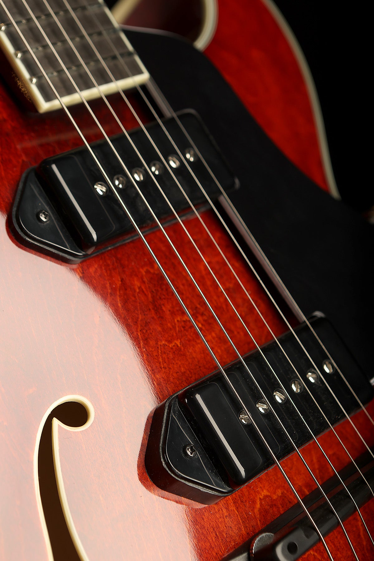 Eastman AR372CE-P90 Limited Edition Archtop Electric Guitar - Acoustic Centre Music Store, Melbourne Australia