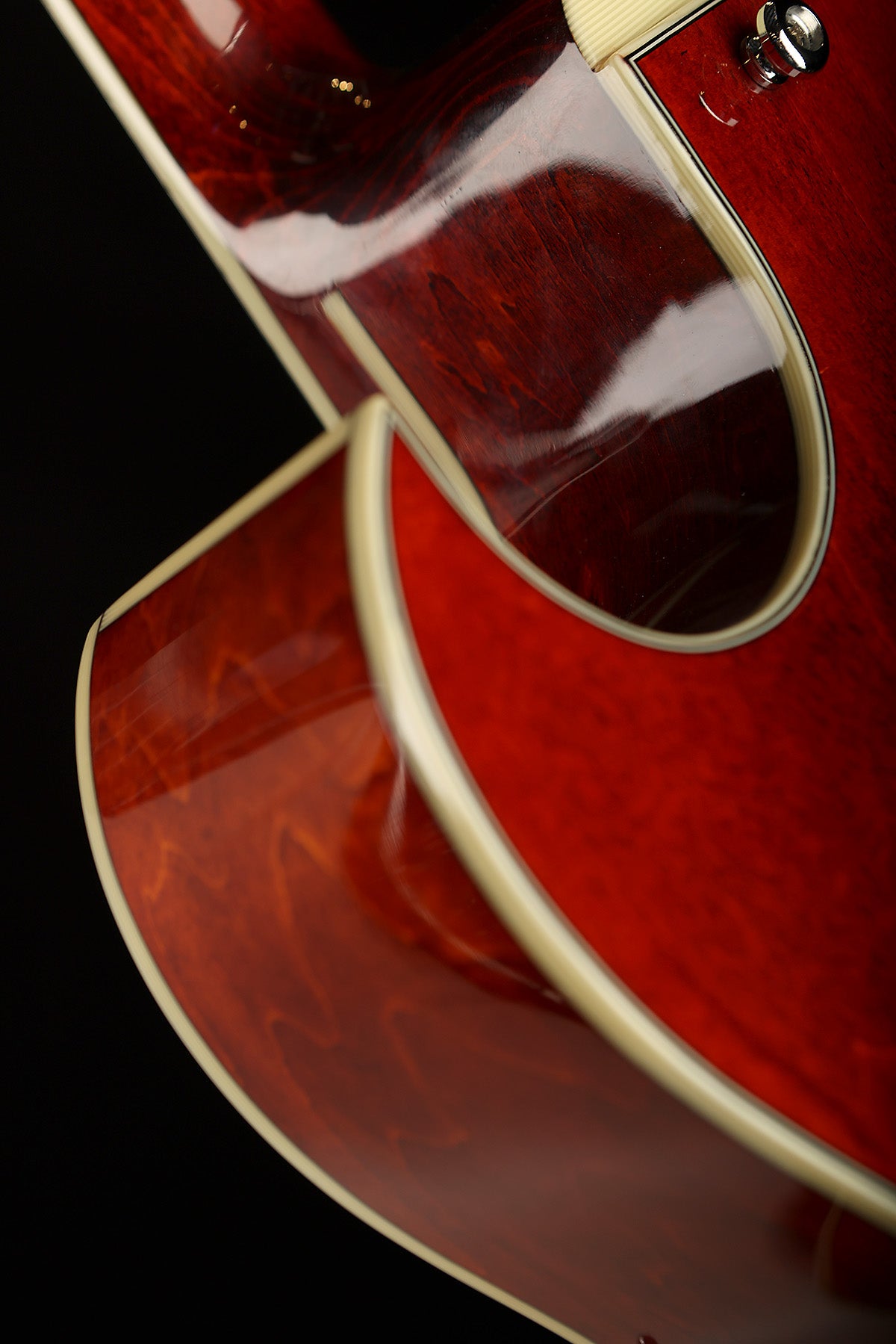 Eastman AR372CE-P90 Limited Edition Archtop Electric Guitar - Acoustic Centre Music Store, Melbourne Australia