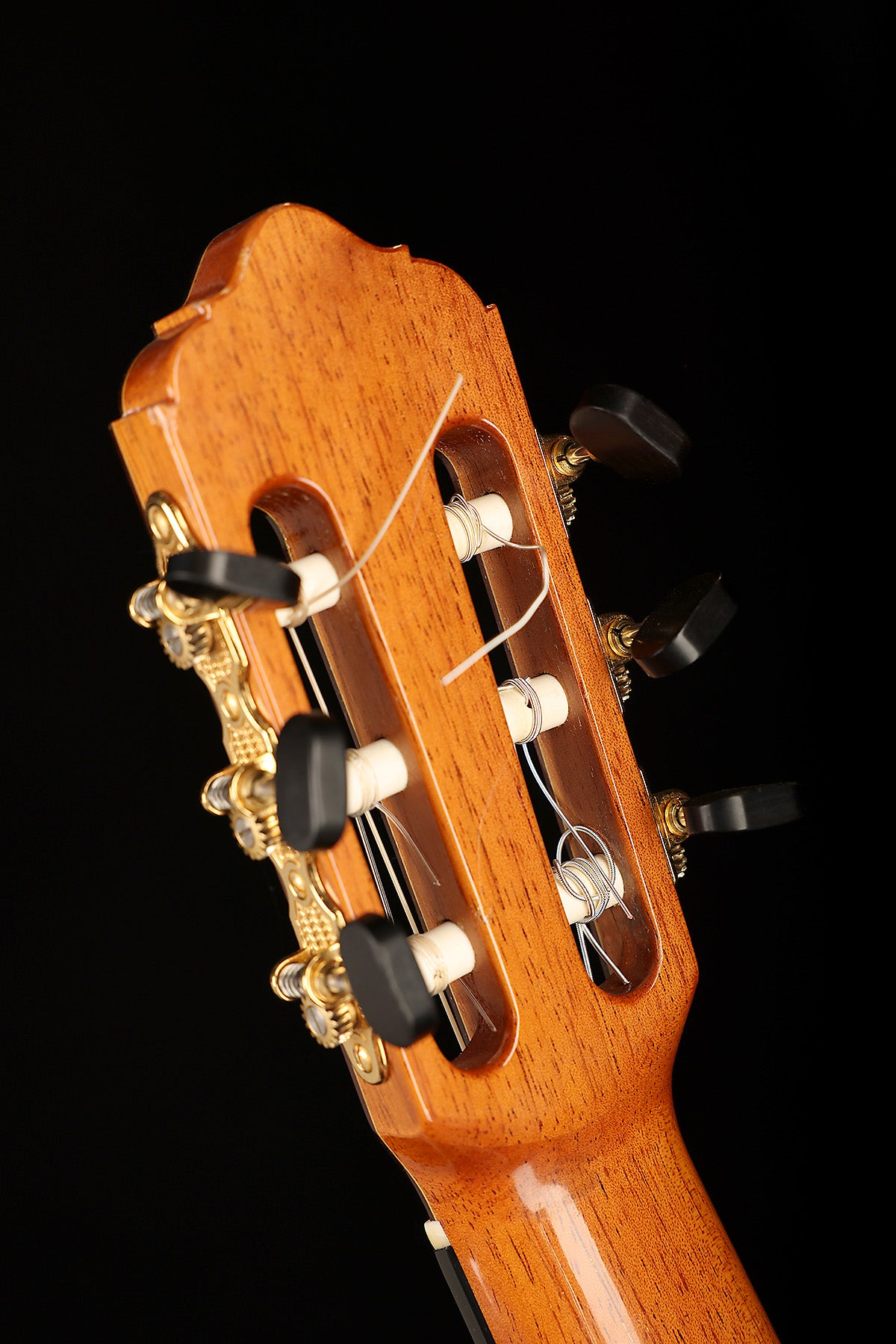 Lester Devoe 1997 Negra Flamenco in case - Acoustic Centre Music Store, Melbourne Australia