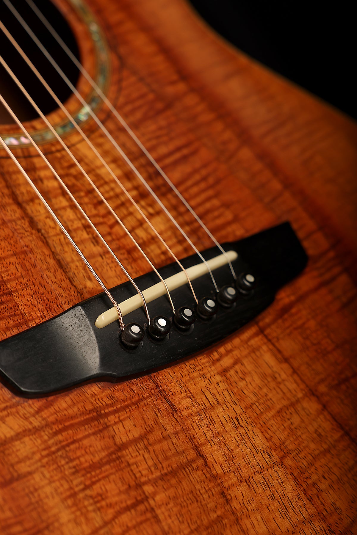 Goodall Royal Hawaiian Grand Concert Koa Preowned 2005