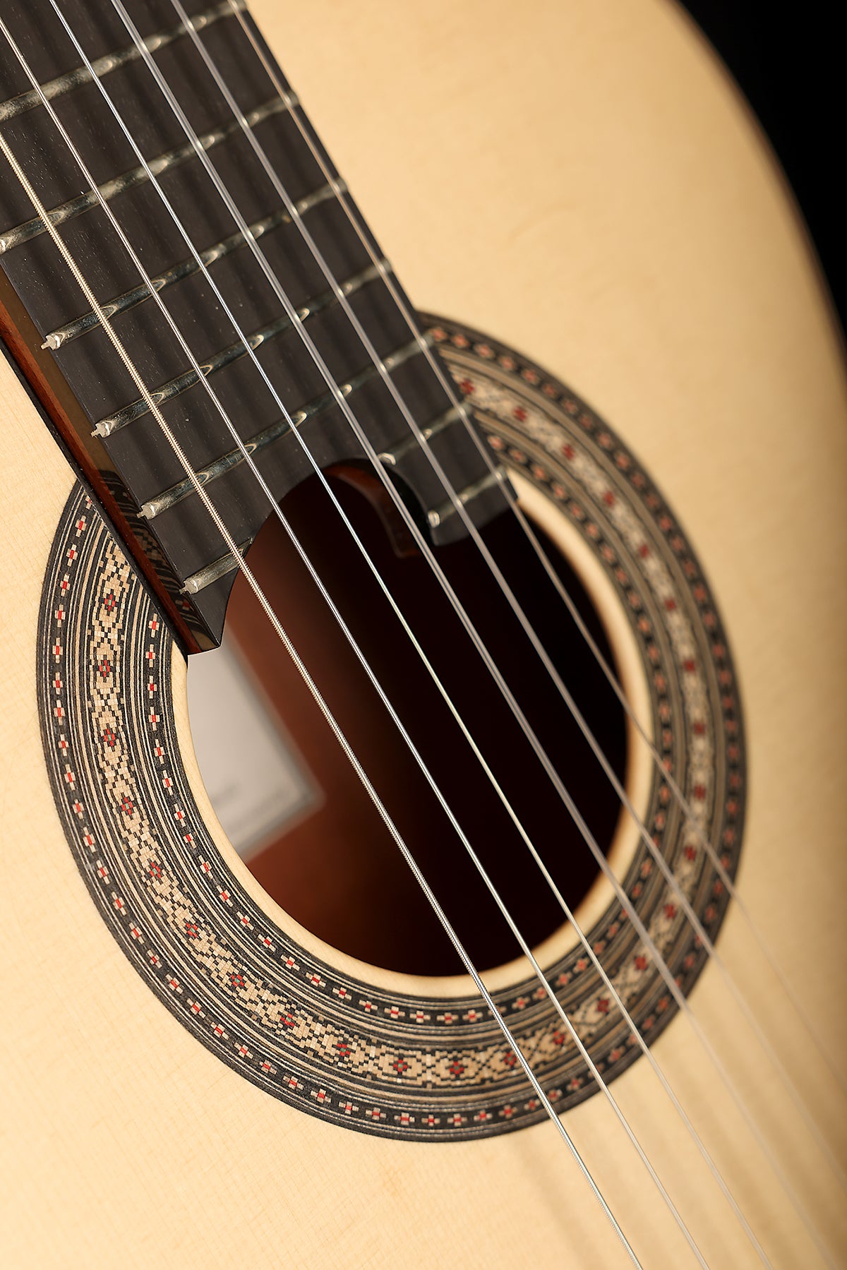 Allan Bull CLG722 Concert Model ‘Engelmann Spruce / Tasmanian Myrtle’ Preowned 2023