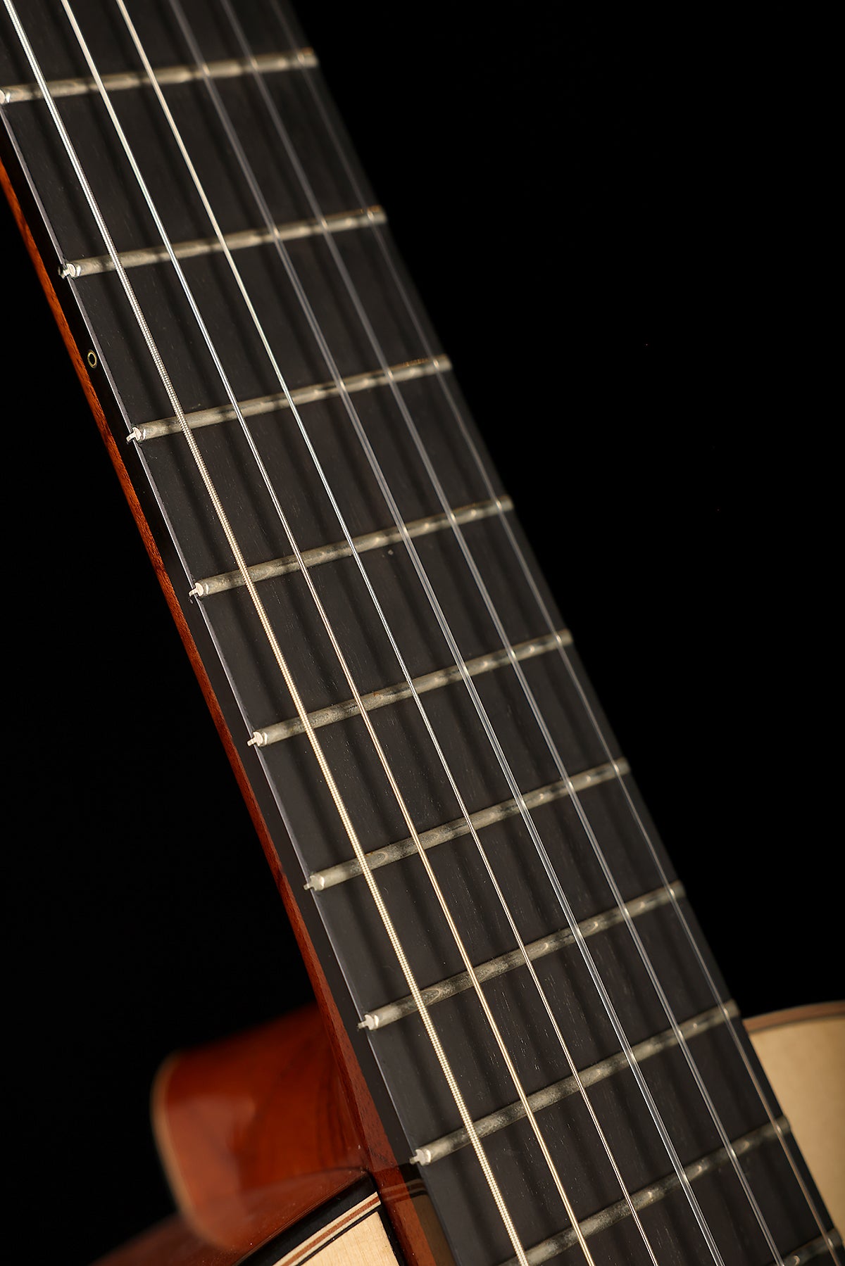 Allan Bull CLG722 Concert Model ‘Engelmann Spruce / Tasmanian Myrtle’ Preowned 2023