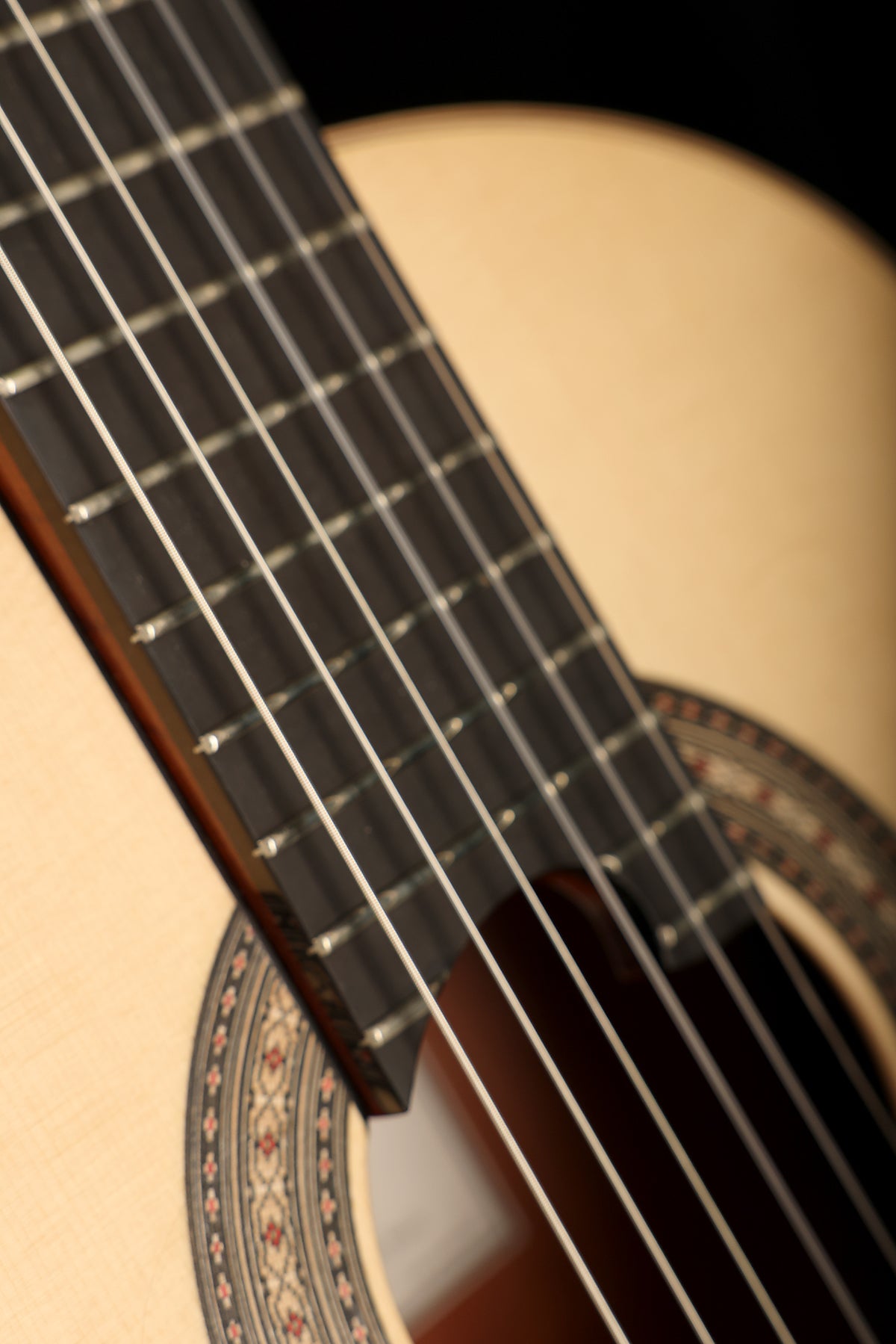 Allan Bull CLG722 Concert Model ‘Engelmann Spruce / Tasmanian Myrtle’ Preowned 2023