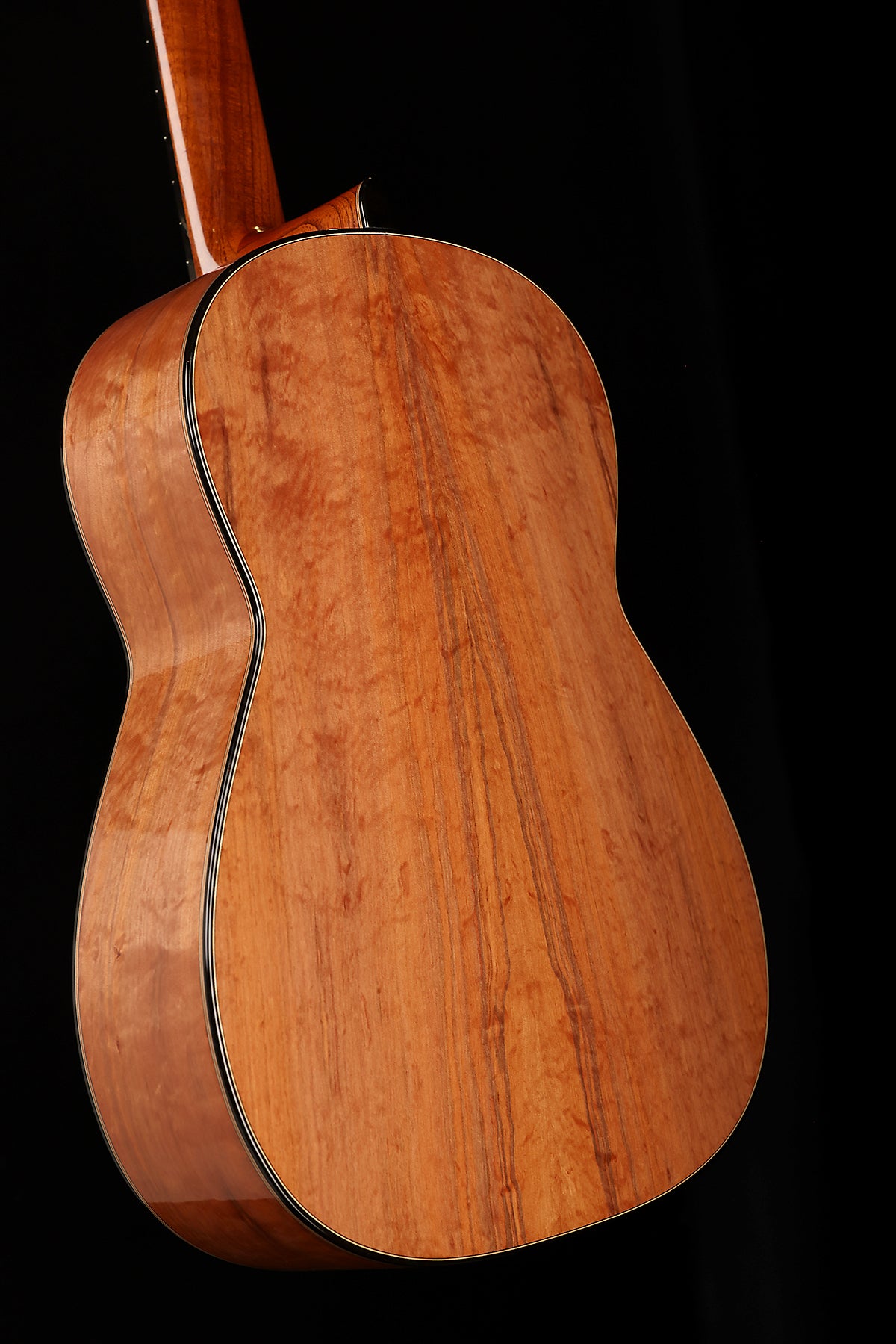 Allan Bull CLG722 Concert Model ‘Engelmann Spruce / Tasmanian Myrtle’ Preowned 2023