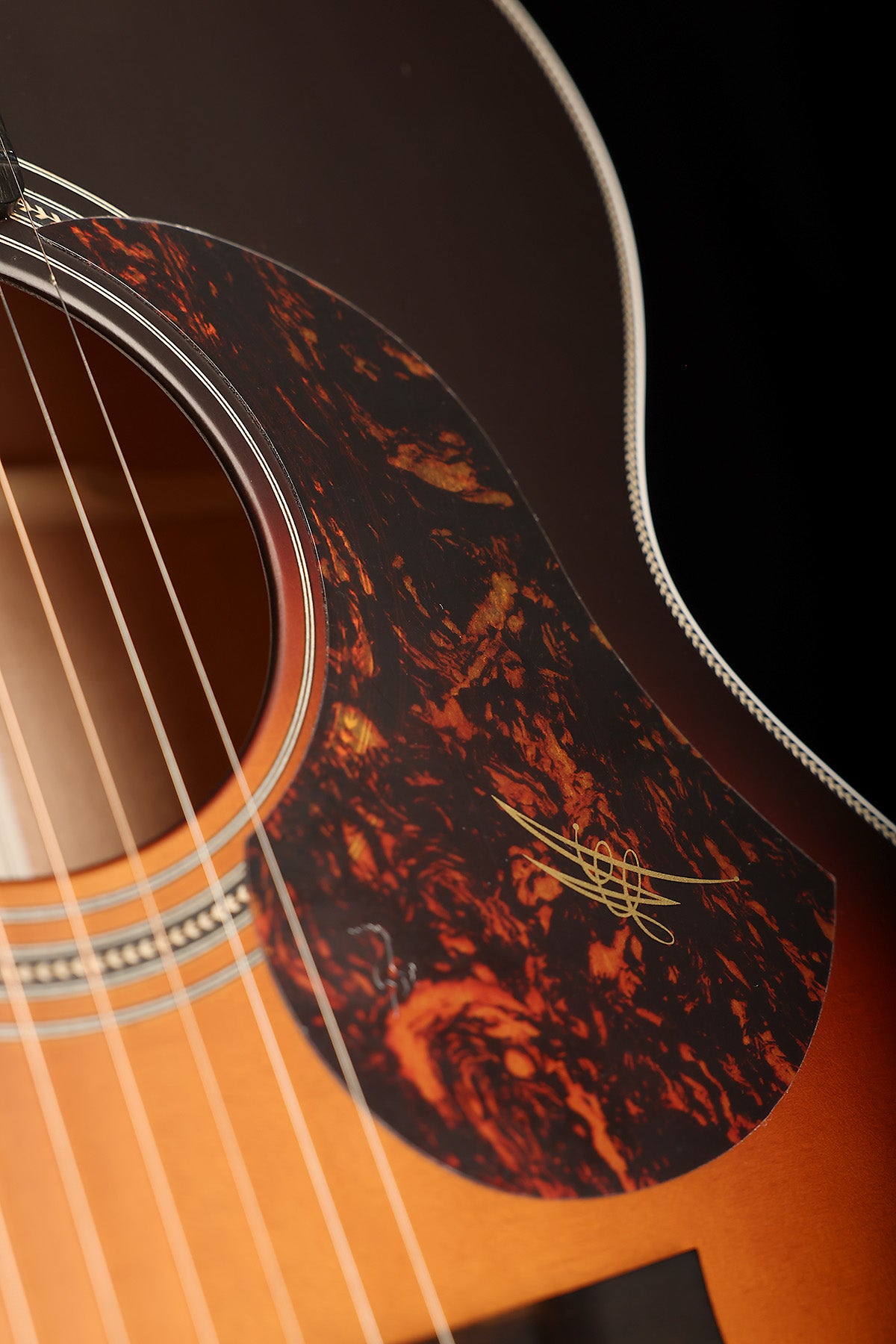 Maton Troubadour Jumbo 'Tobacco Sunburst' Acoustic Electric Guitar