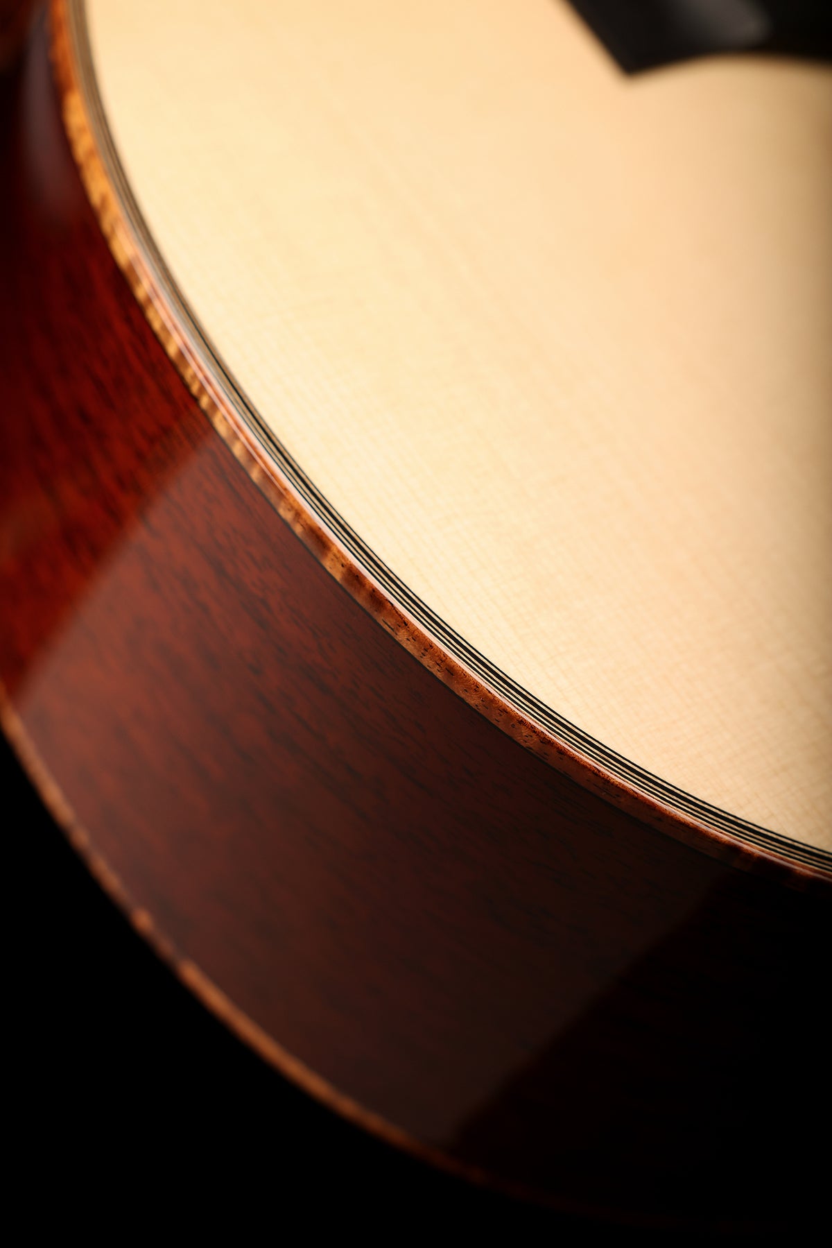 Santa Cruz OM 'Adirondack / Mahogany' Preowned 2021