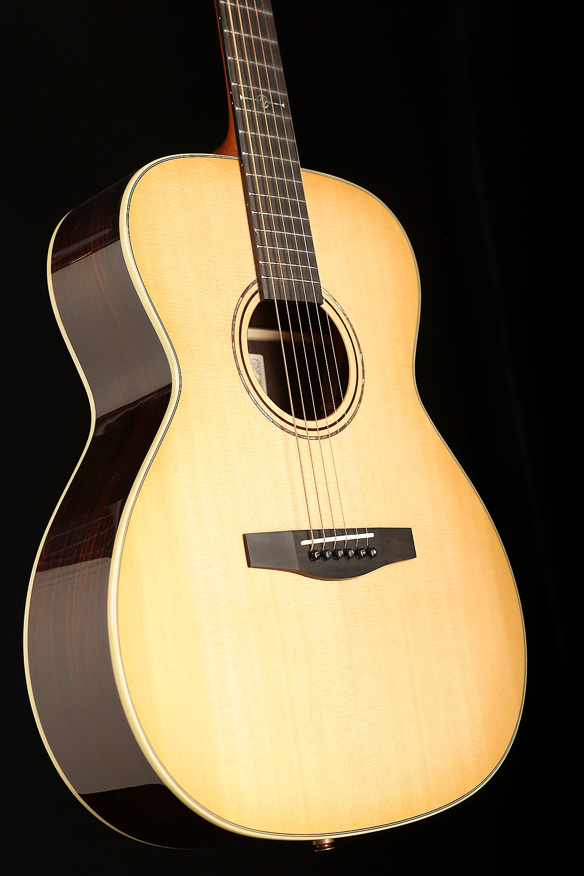 Alvarez Laureate Folk 70E 'Daybreak' Preowned 2025