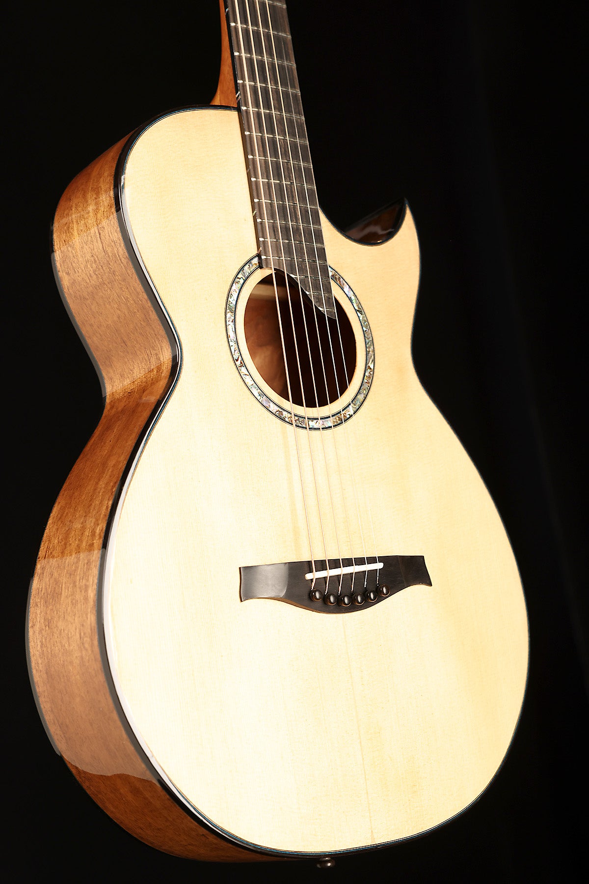 David Worthy Sunbeam 'Sitka Spruce / Quilted Queensland Maple' Preowned 2008