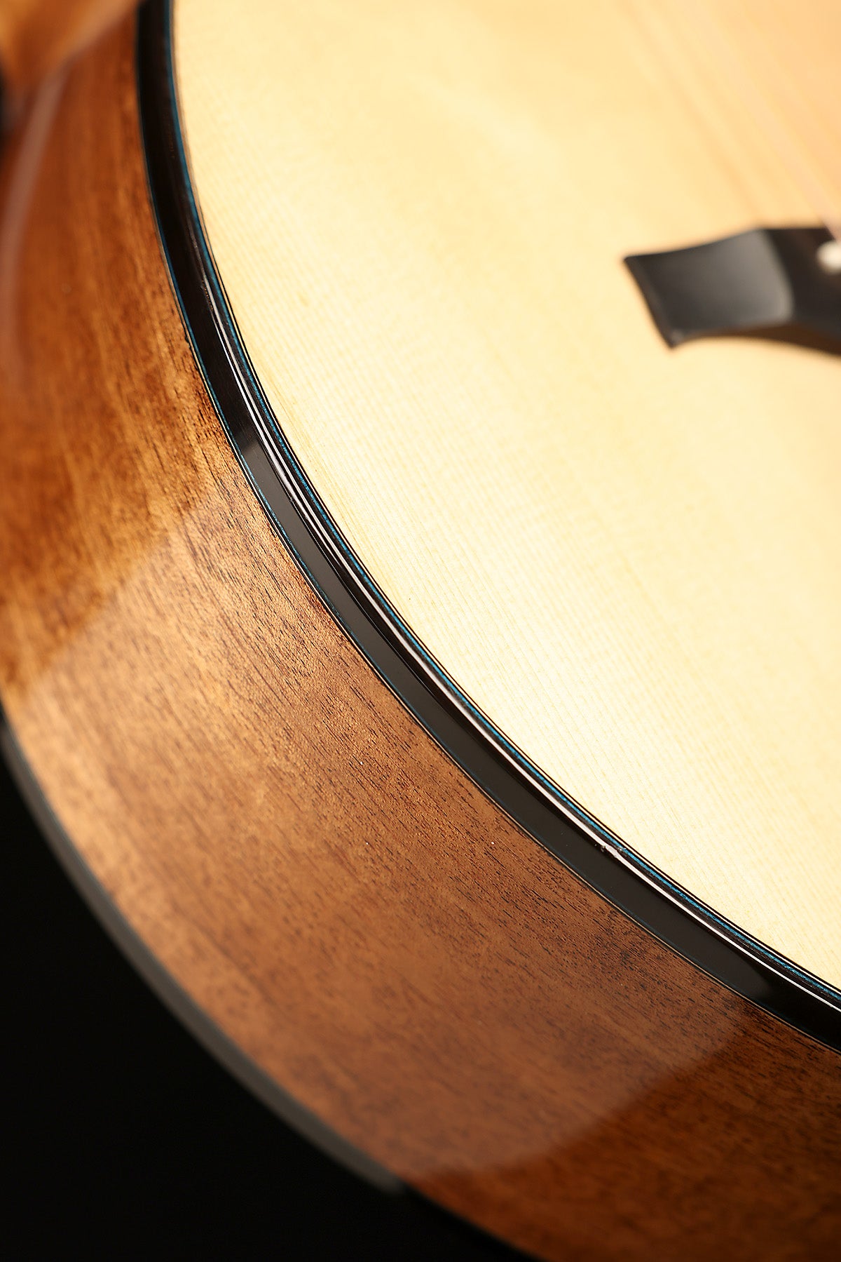 David Worthy Sunbeam 'Sitka Spruce / Quilted Queensland Maple' Preowned 2008