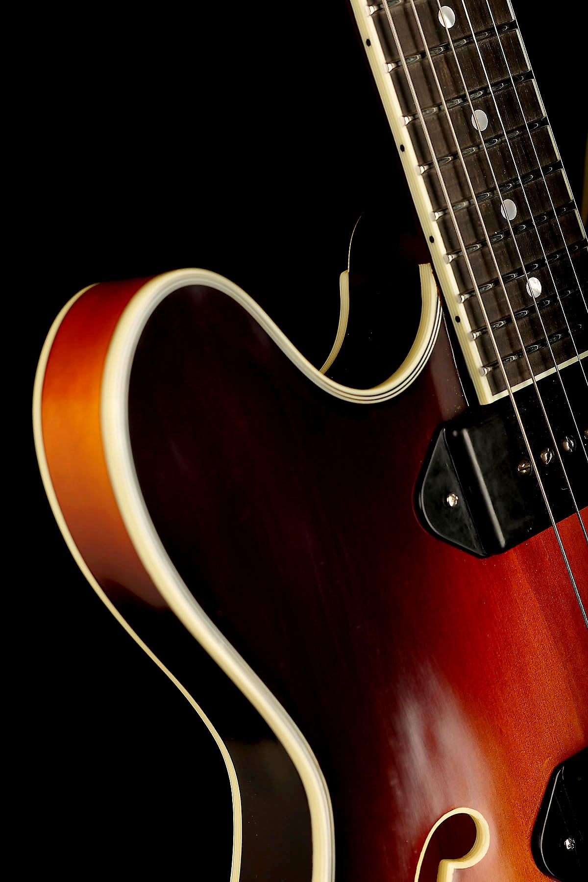 Eastman T60/TV-SB Thinline 'Sunburst' Electric Guitar