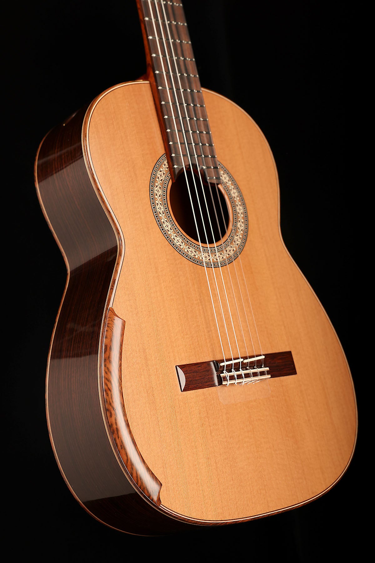 Allan Bull Concert Model 'Californian Redwood / East Indian Rosewood' Classical Guitar