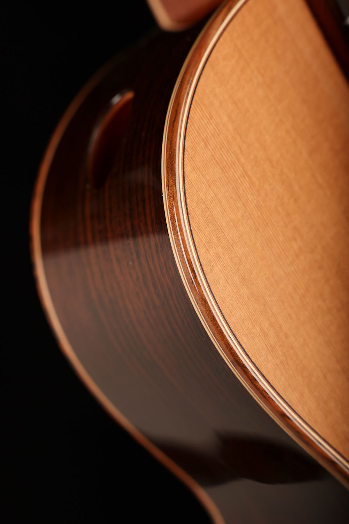 Allan Bull Concert Model 'Californian Redwood / East Indian Rosewood' Classical Guitar