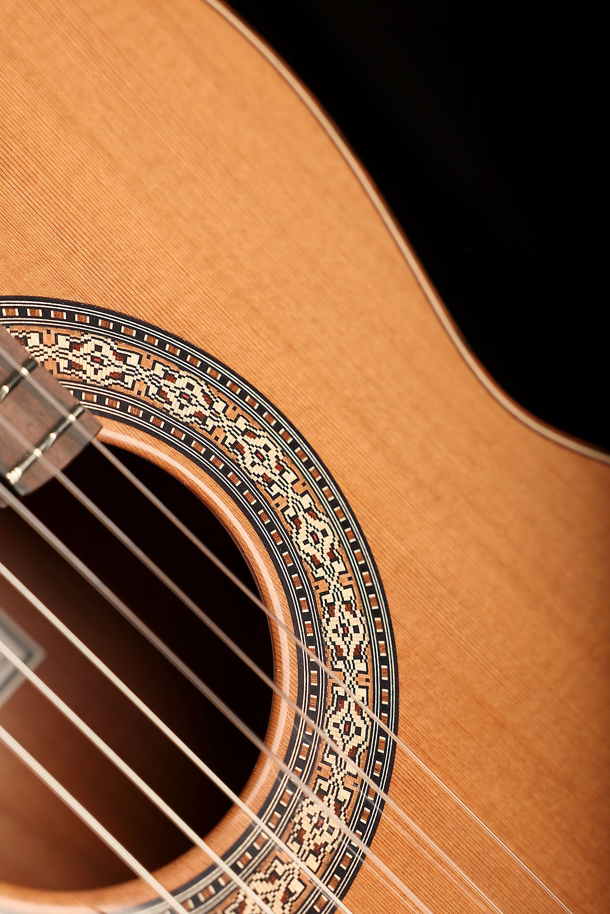 Allan Bull Concert Model 'Californian Redwood / East Indian Rosewood' Classical Guitar