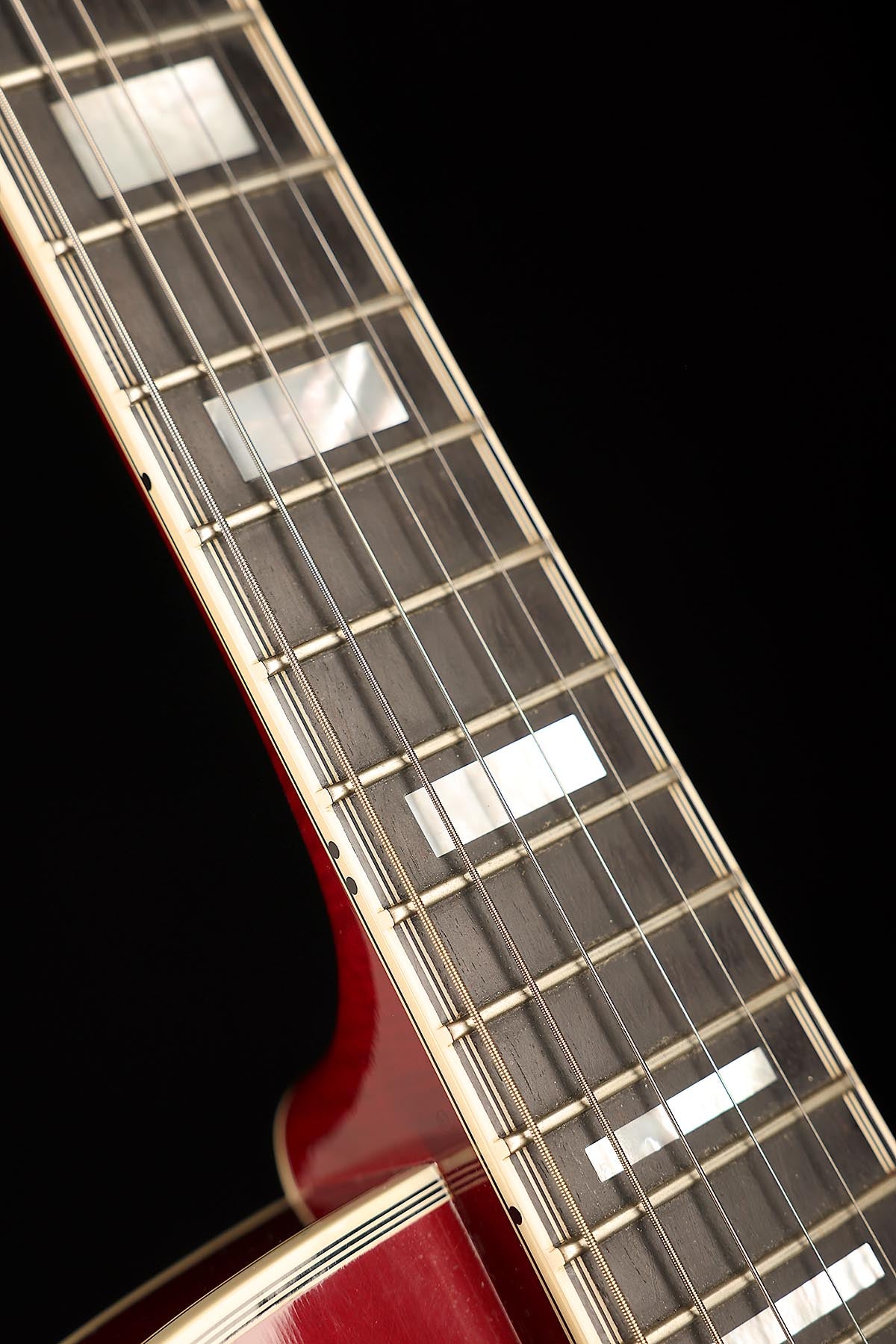Gibson Custom Shop Byrdland ‘Wine Red’ Preowned 2007
