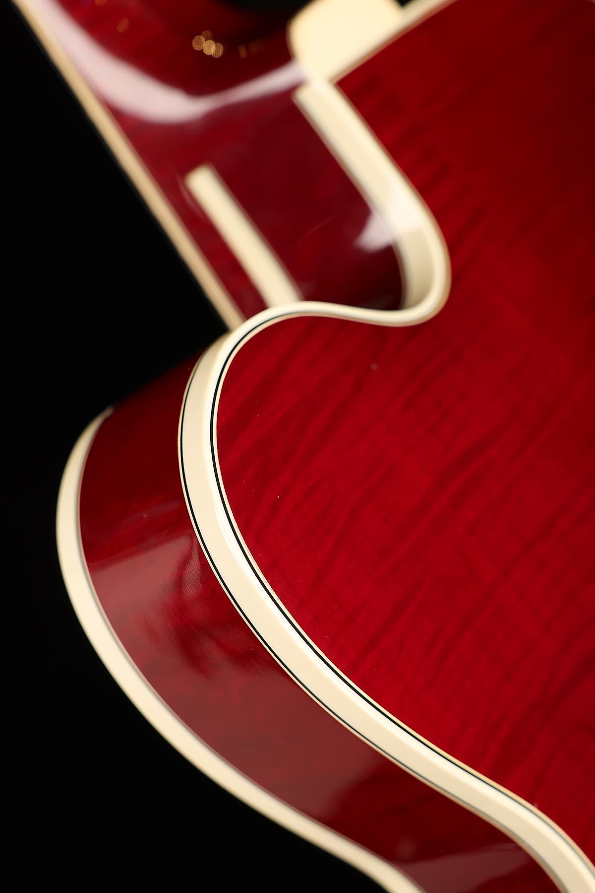 Gibson Custom Shop Byrdland ‘Wine Red’ Preowned 2007