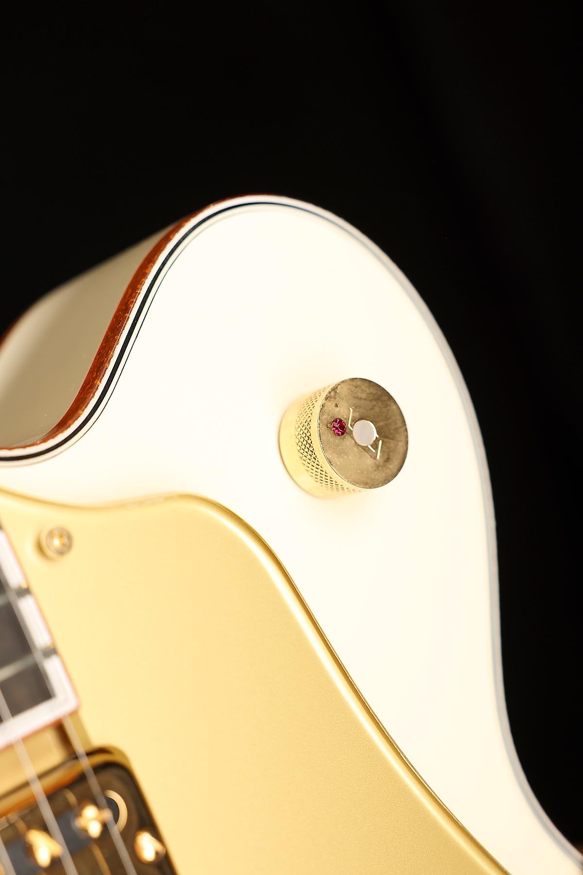 Gretsch G6136T-MGC Michael Guy Chislett White Falcon Preowned 2021