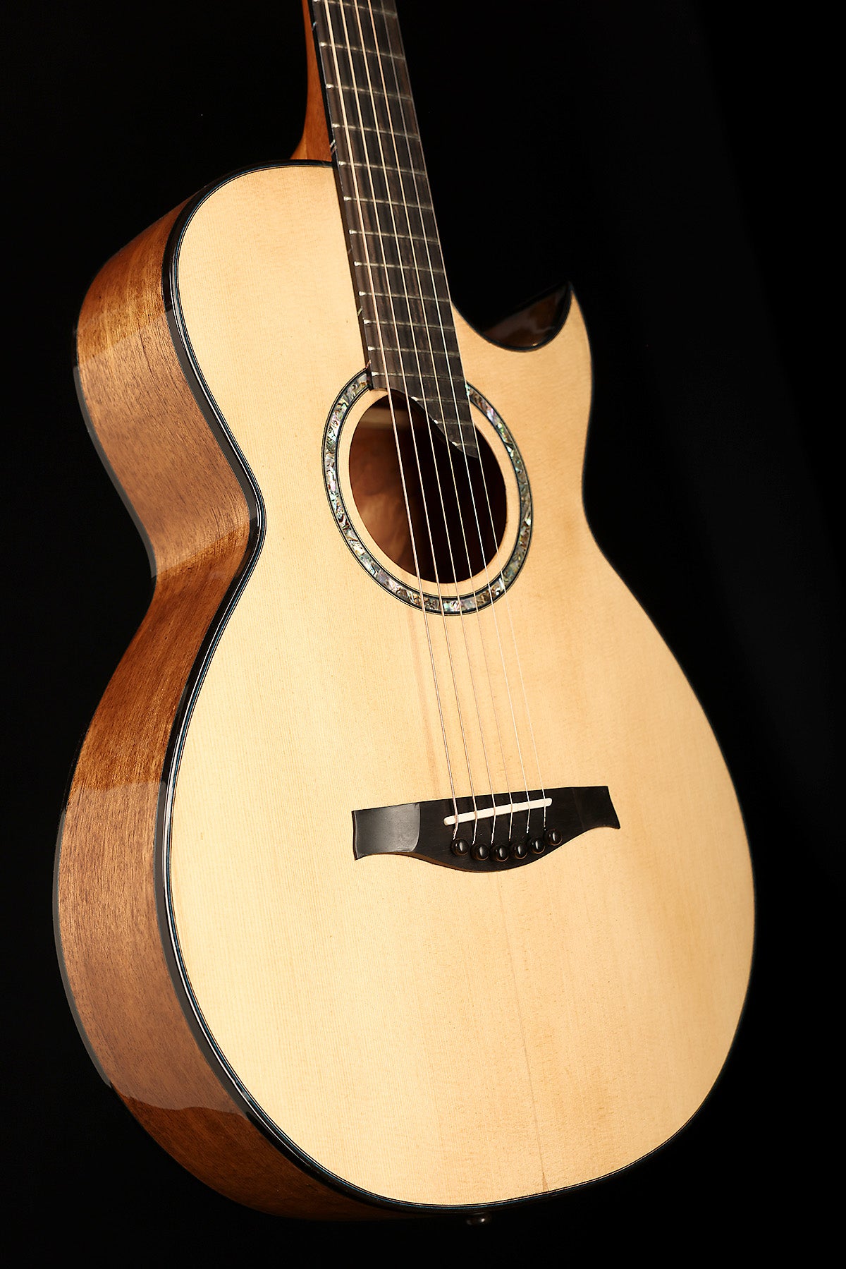 David Worthy Sunbeam 'Sitka Spruce / Quilted Queensland Maple' Preowned 2008