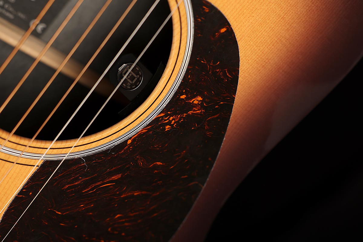 Martin Custom Artist X D-X2E Molly Tuttle Acoustic Electric Guitar