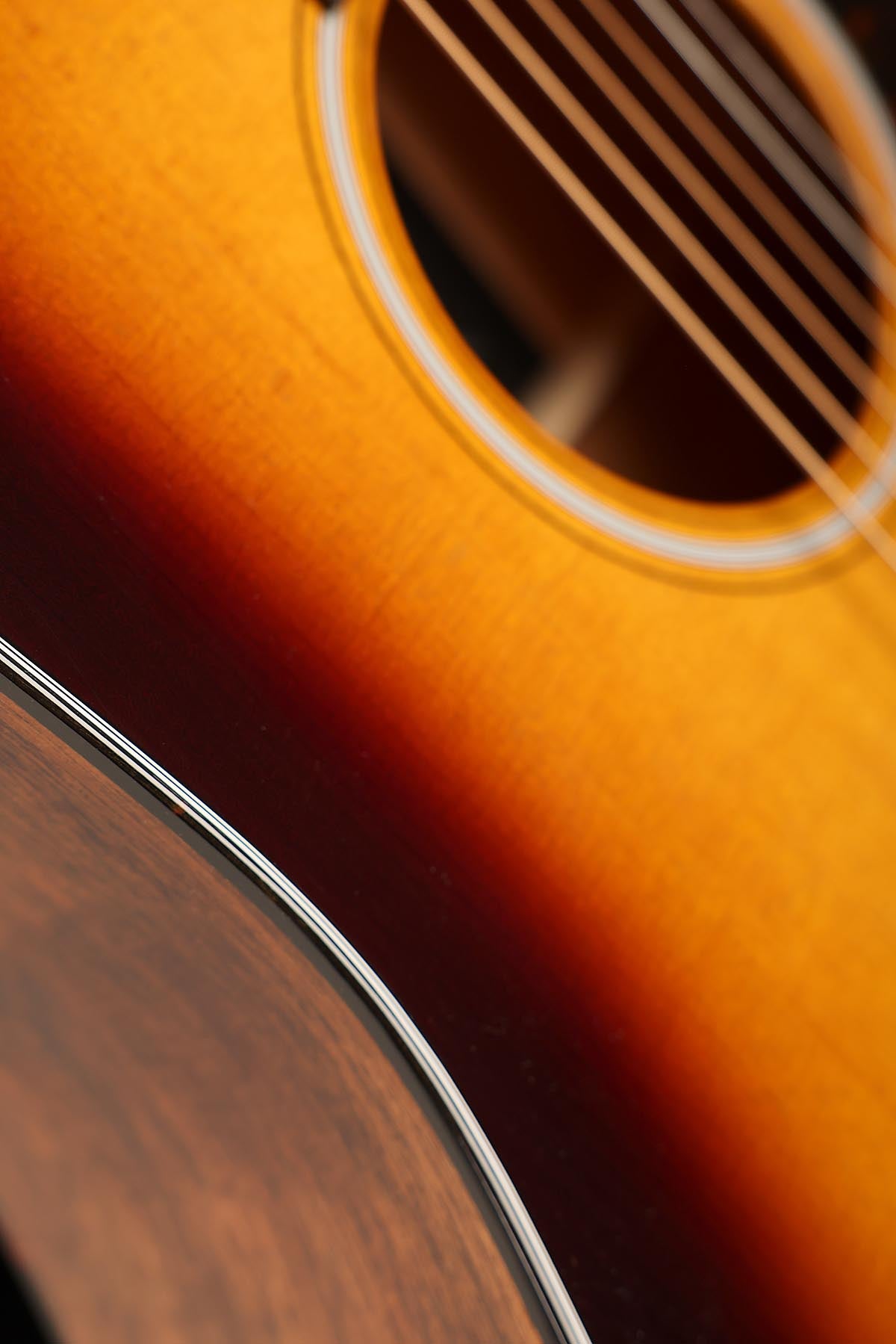 Martin Custom Artist D-18 Molly Tuttle Signature Acoustic Guitar