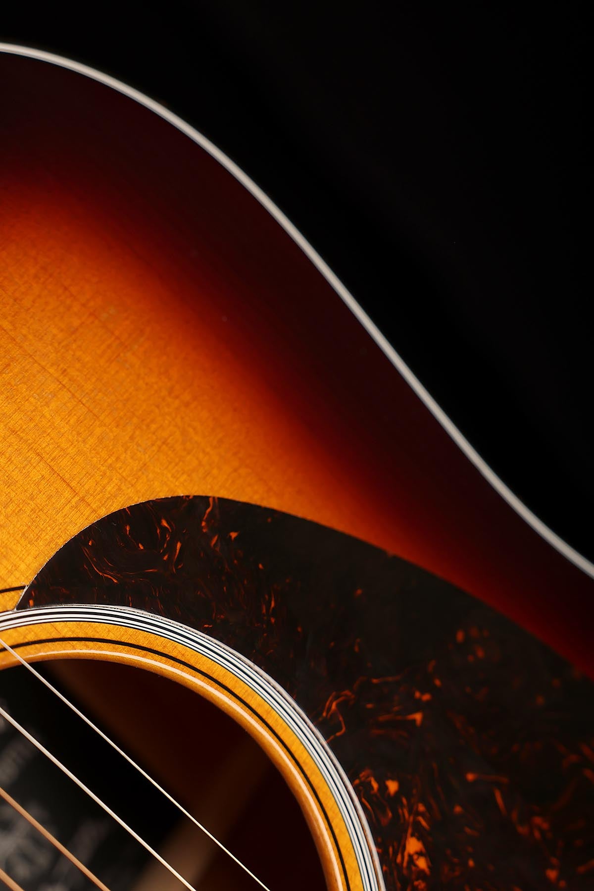 Martin Custom Artist D-18 Molly Tuttle Signature Acoustic Guitar