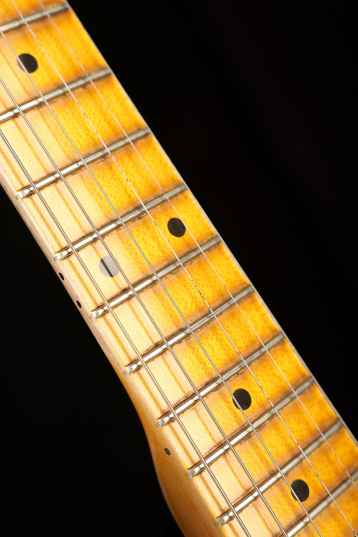 Fender Custom Shop 1955 Limited Edition Relic Stratocaster '2-Tone Sunburst' Preowned 2015
