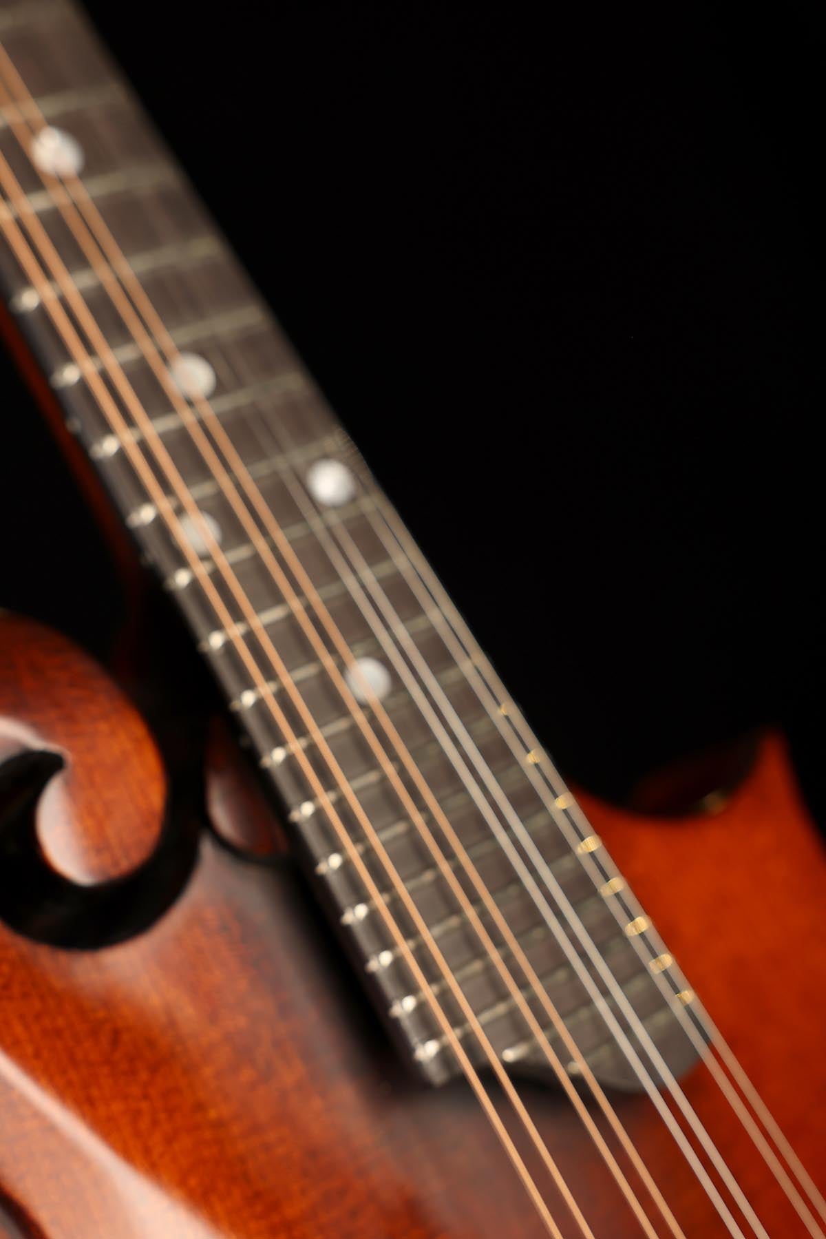 Eastman MD515CC/TV Comfort Contour TrueTone Vintage F-Style Mandolin