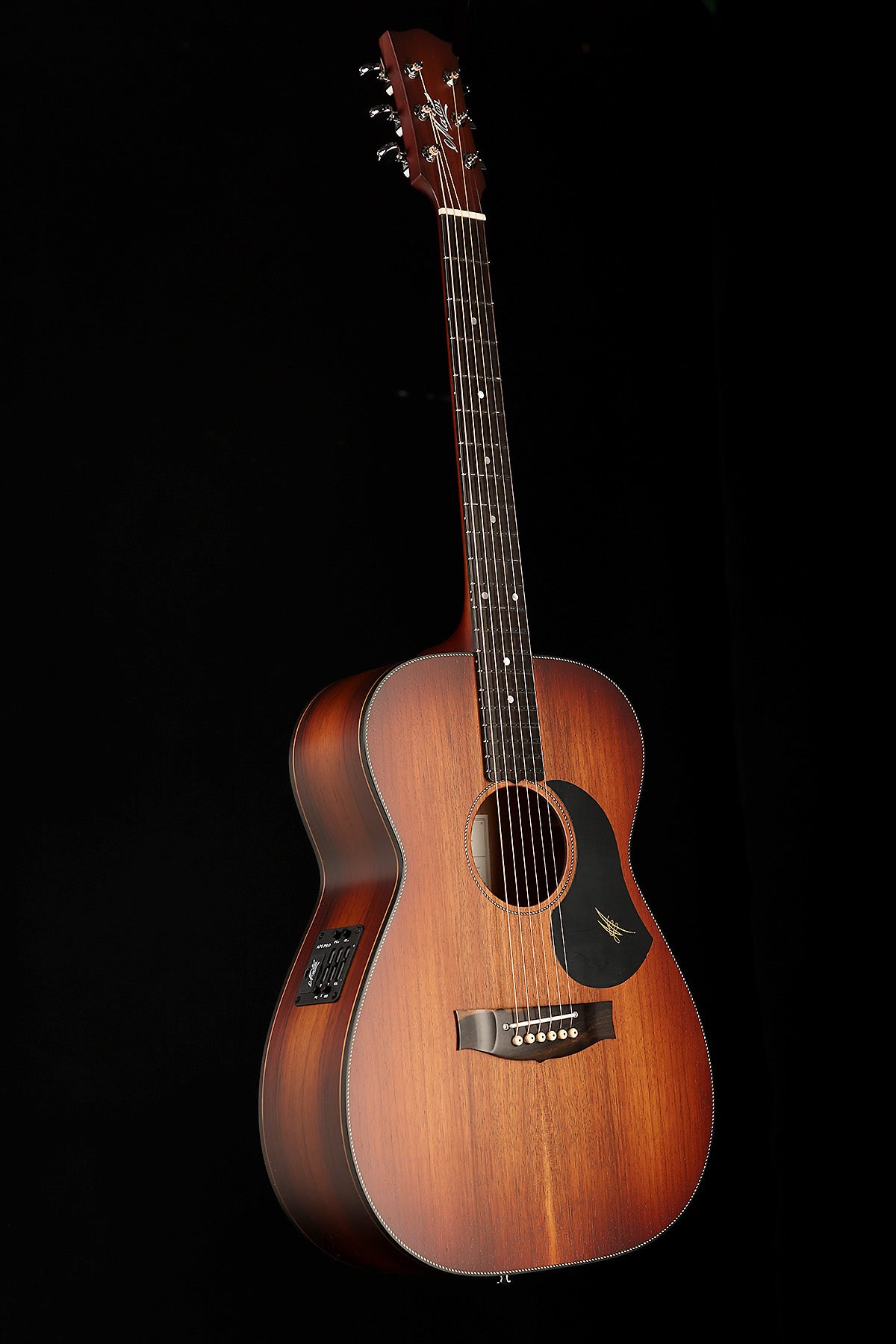 Maton EBW808 Blackwood Custom 'Wine Burst' Acoustic Electric Guitar