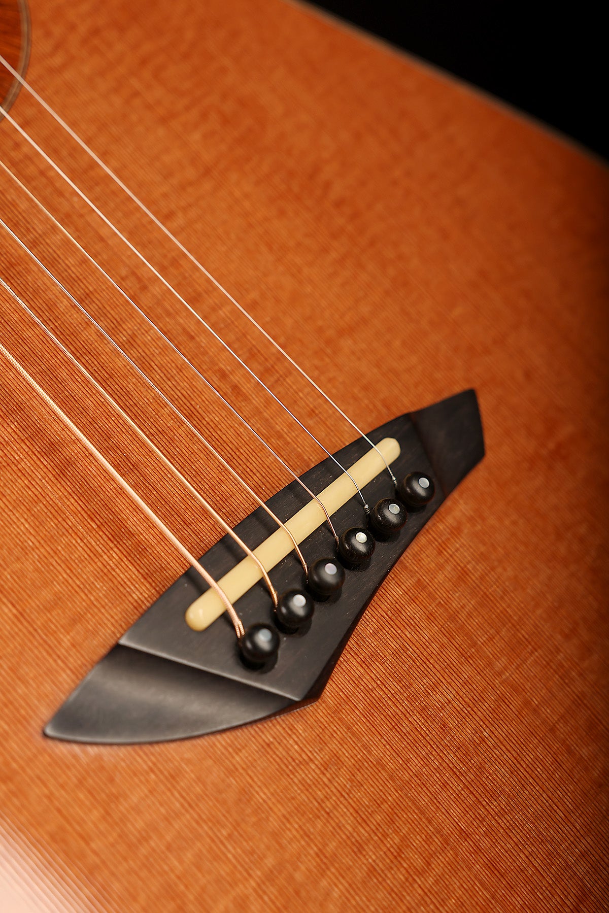 Michael Bashkin 00 12-Fret 'Lucky Strike Redwood / Honduran Mahogany' Preowned 2011