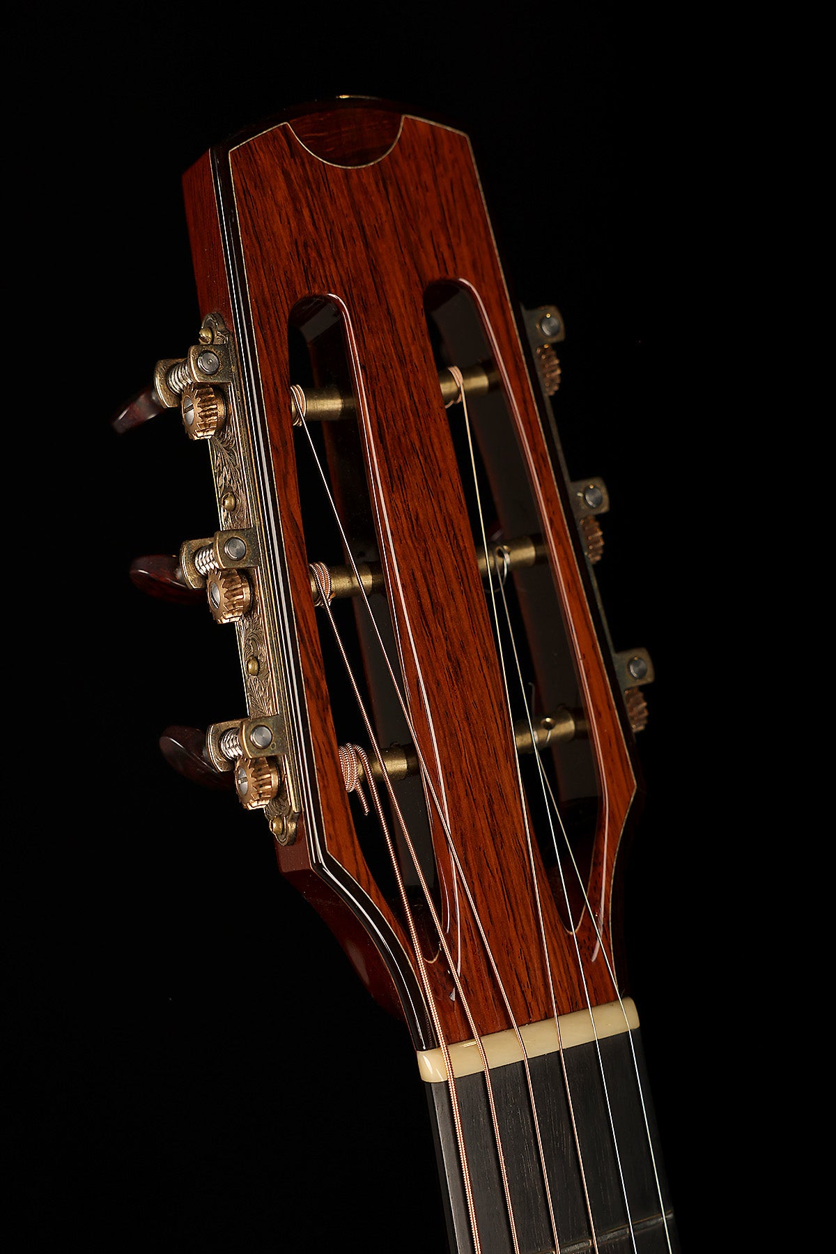 Michael Bashkin 00 12-Fret 'Lucky Strike Redwood / Honduran Mahogany' Preowned 2011
