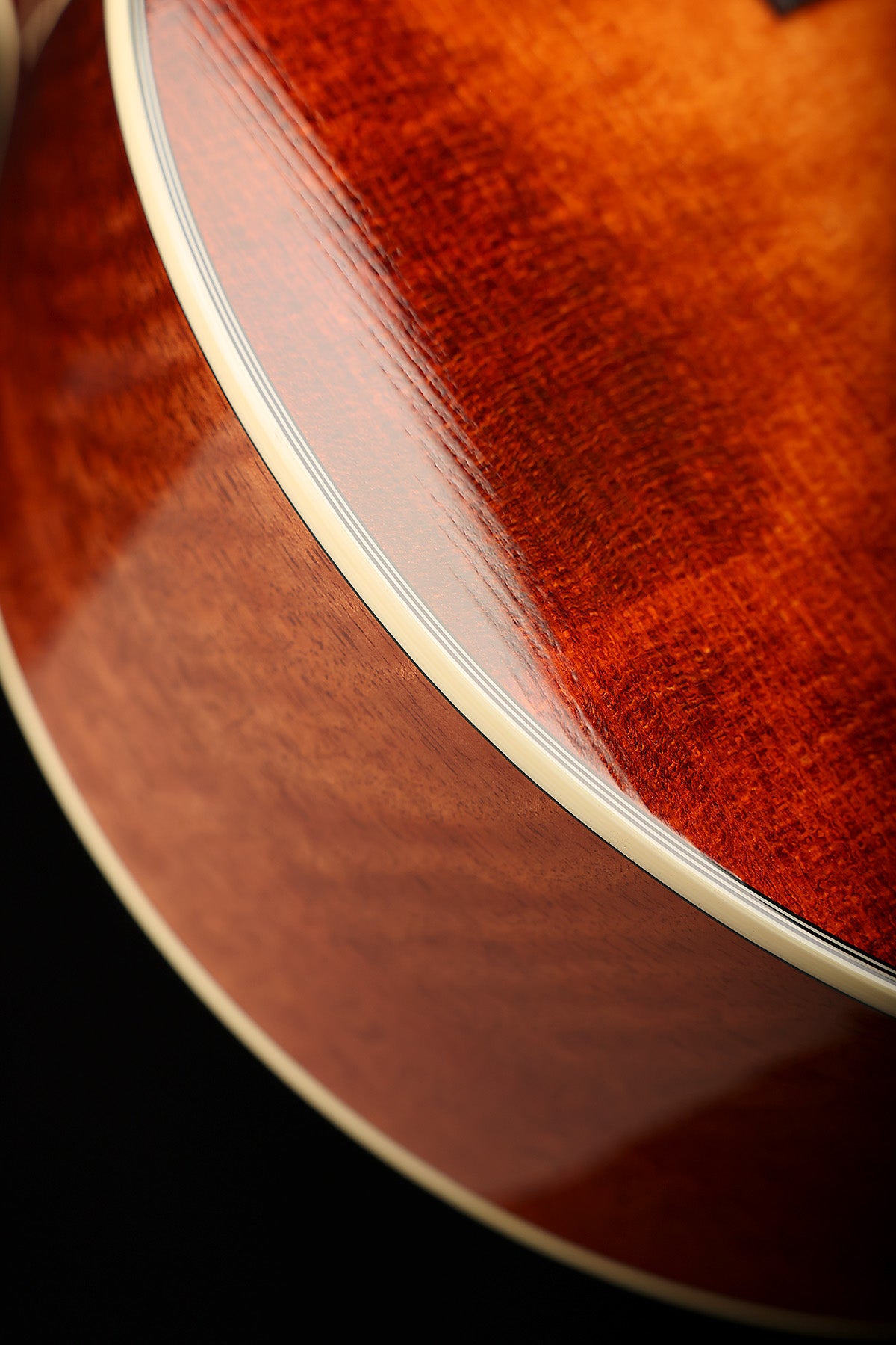 Eastman AC330E-CLA 'Classic Finish' Acoustic Electric Guitar