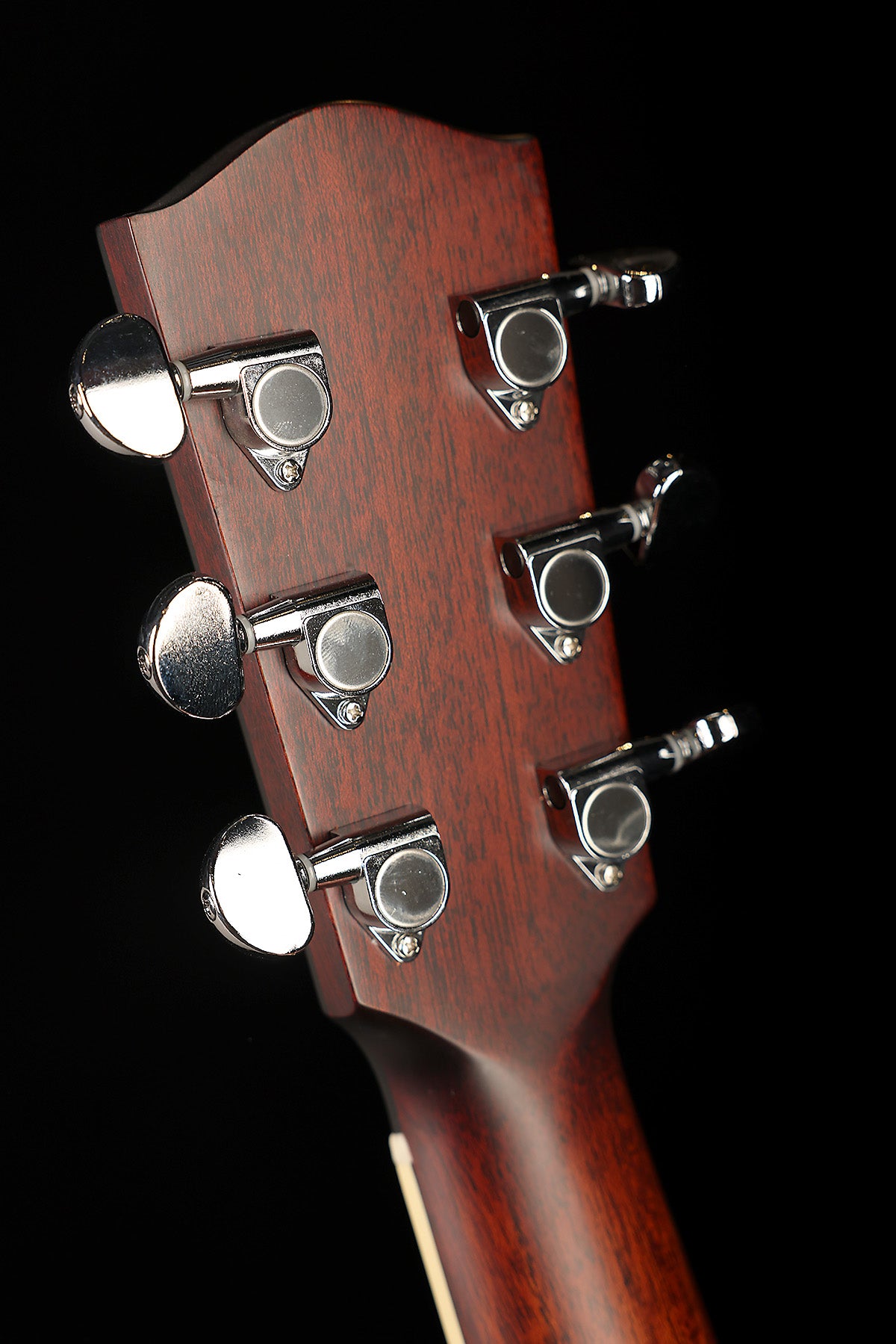 Eastman AC330E-CLA 'Classic Finish' Acoustic Electric Guitar
