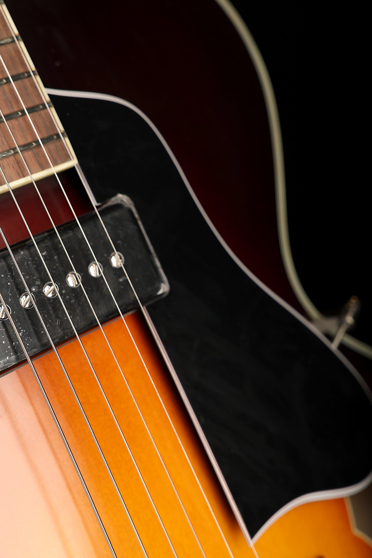 Eastman AR405 'Sunburst' Archtop Electric Guitar