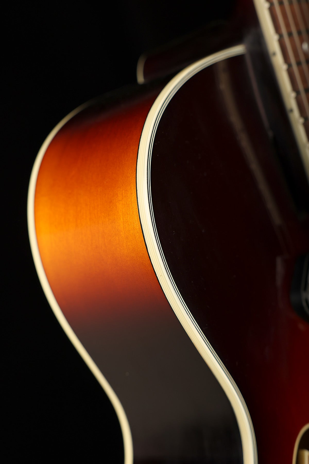 Eastman AR405 'Sunburst' Archtop Electric Guitar