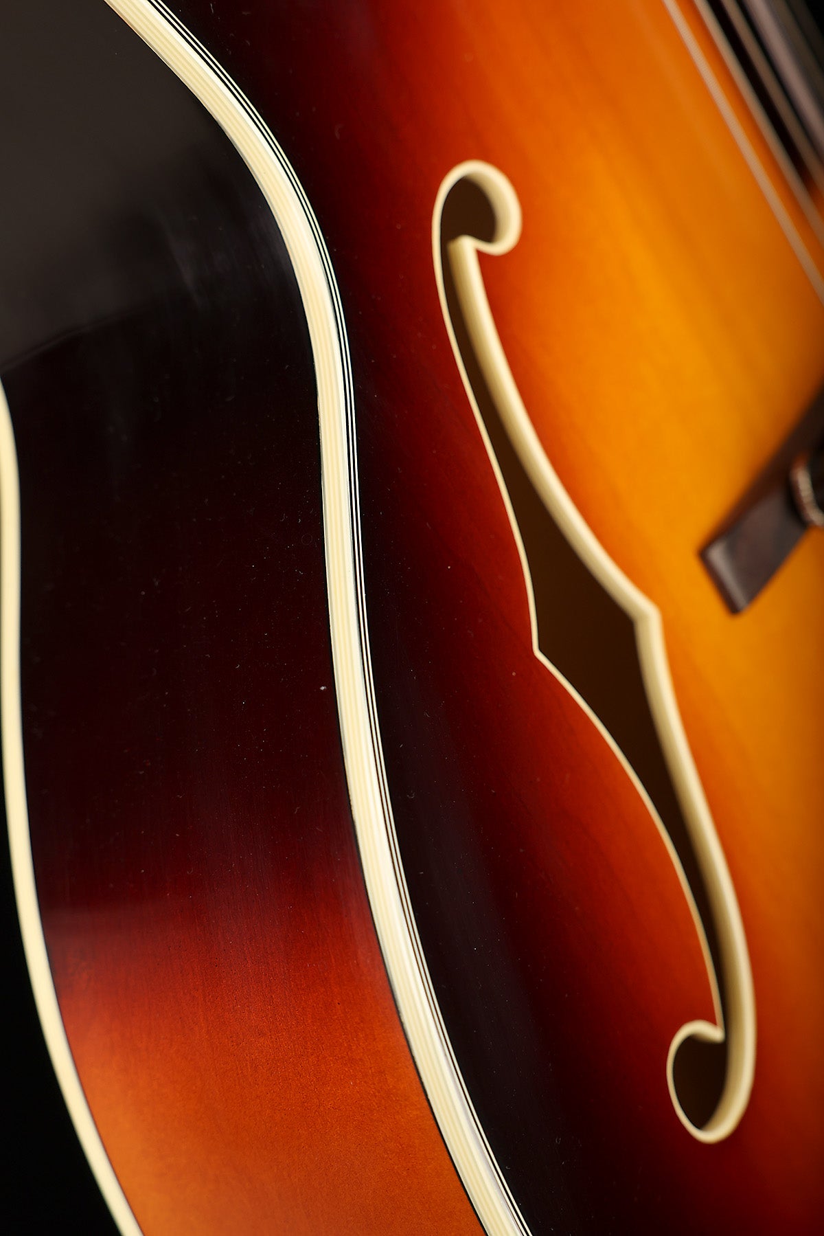 Eastman AR405 'Sunburst' Archtop Electric Guitar
