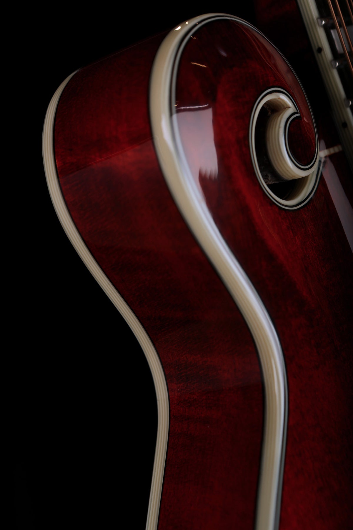 Eastman MD614 F-Style Oval Soundhole Mandolin - Acoustic Centre Music Store, Melbourne Australia