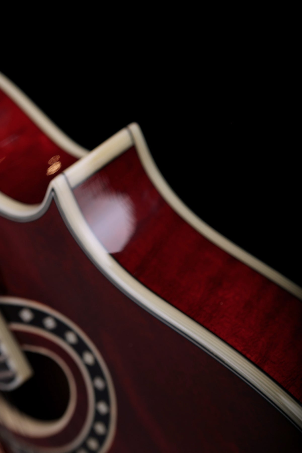 Eastman MD614 F-Style Oval Soundhole Mandolin - Acoustic Centre Music Store, Melbourne Australia