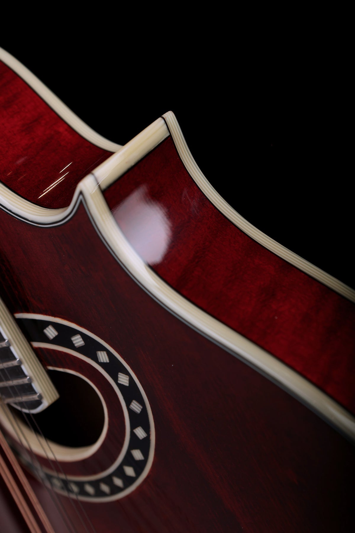 Eastman MD614 F-Style Oval Soundhole Mandolin - Acoustic Centre Music Store, Melbourne Australia