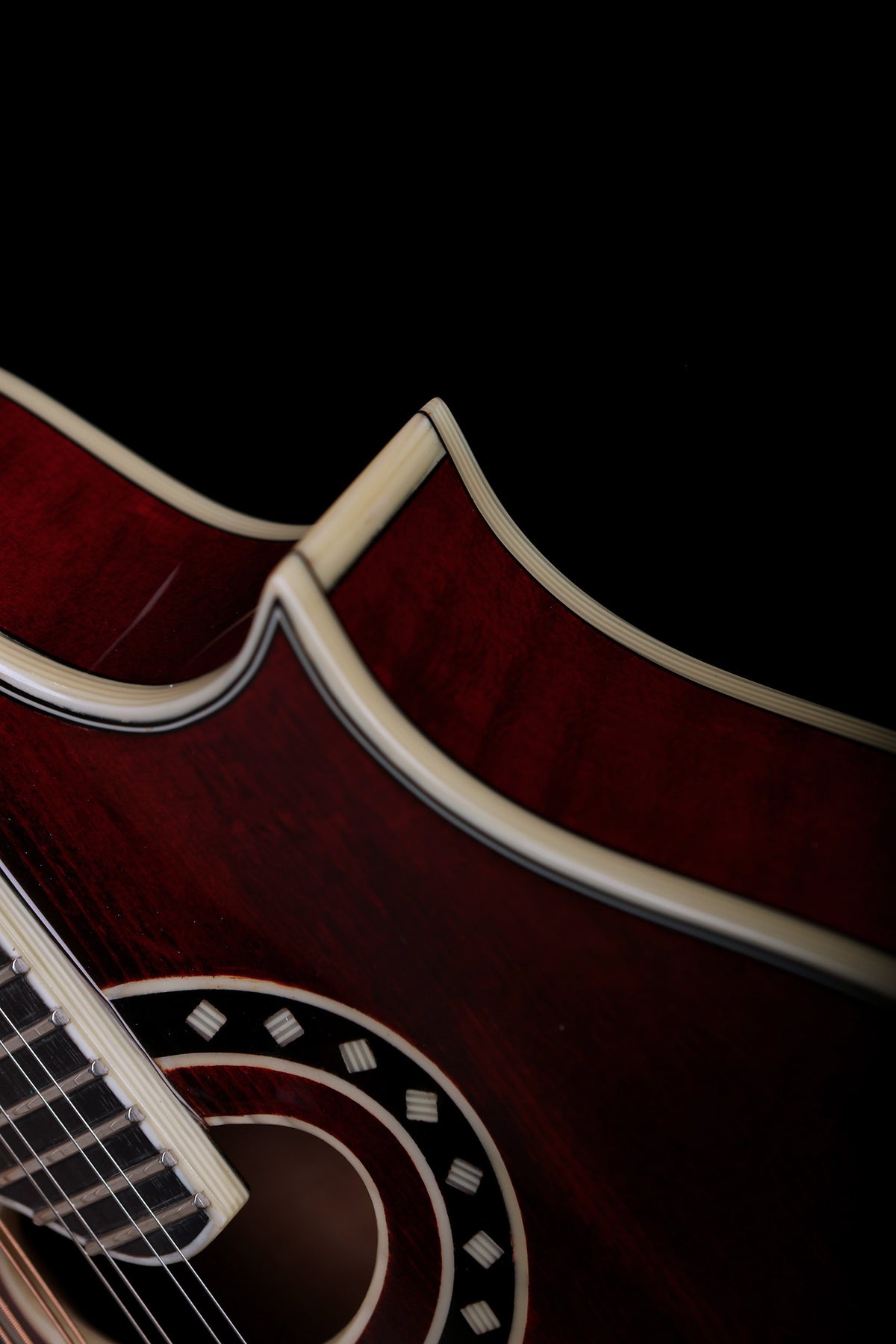 Eastman MD614 F-Style Oval Soundhole Mandolin - Acoustic Centre Music Store, Melbourne Australia